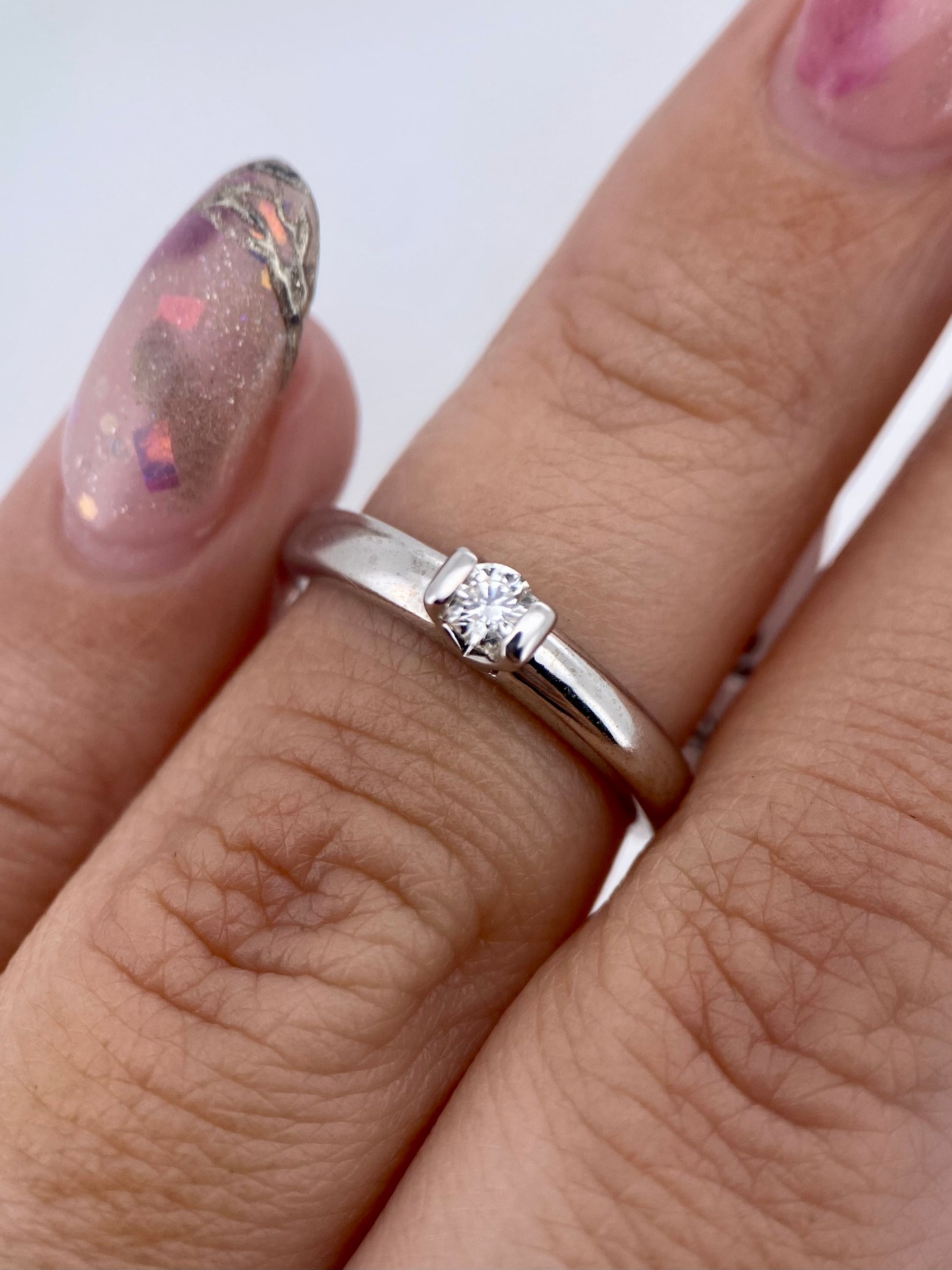 Oro Blanco 14k Redondo 0.11ct de Diamante Natural                                                  Anillo Compromiso OF1503