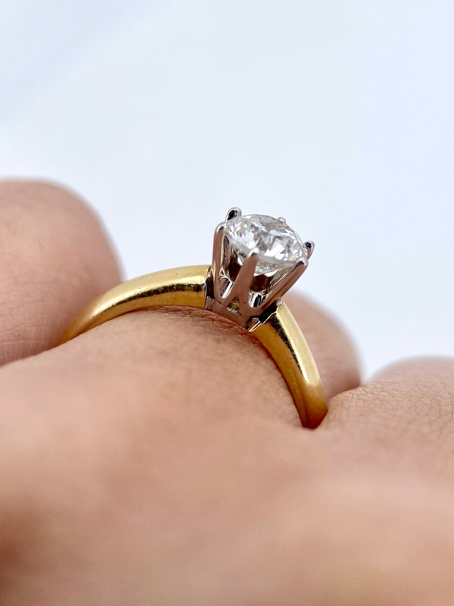 Oro Amarillo 14k Redondo 0.88ct de Diamante Natural                              Anillo Compromiso OF1699