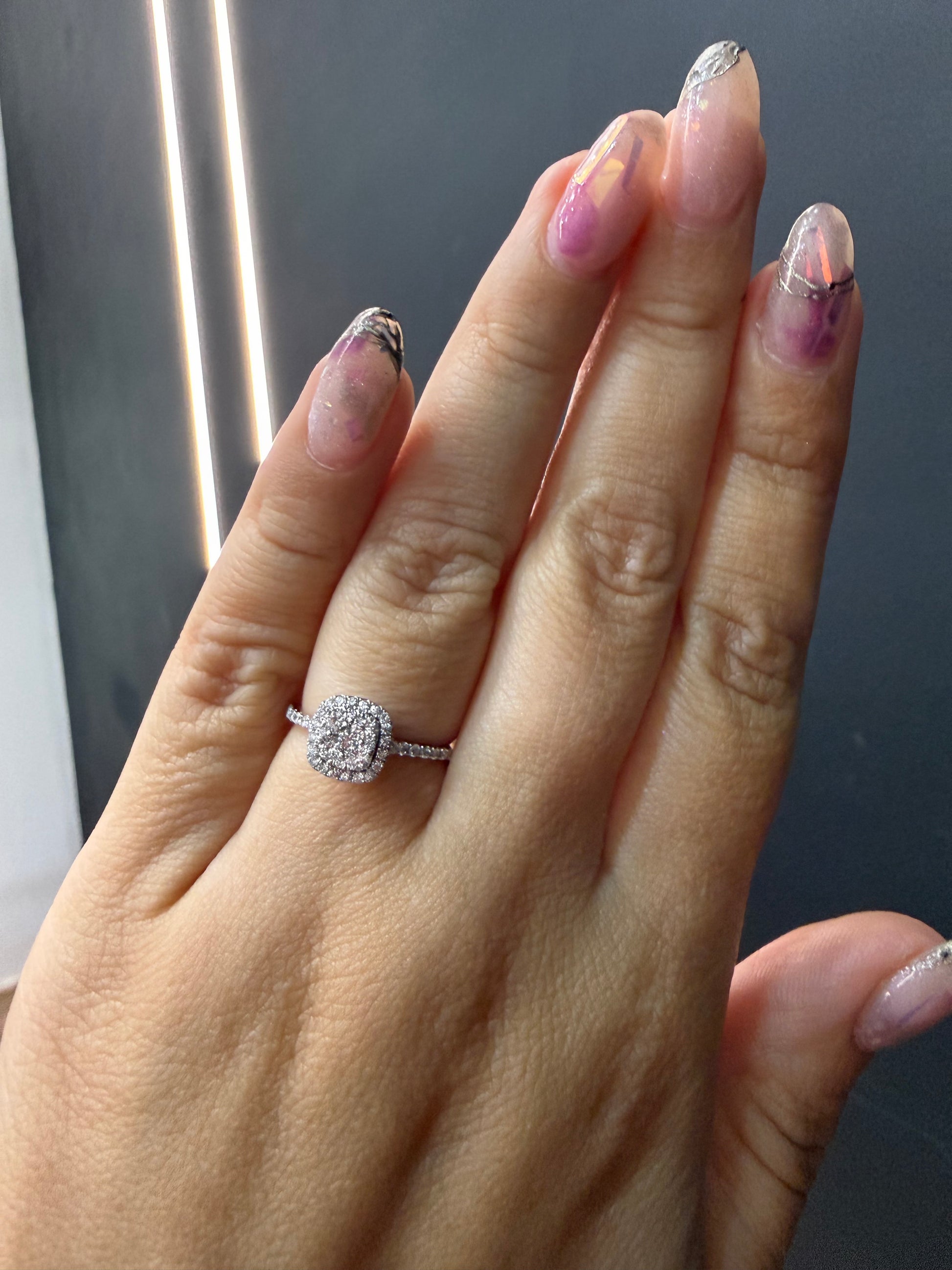 Oro Blanco 14k Princess 0.50ct de Diamantes Naturales                            Anillo Compromiso OF2182