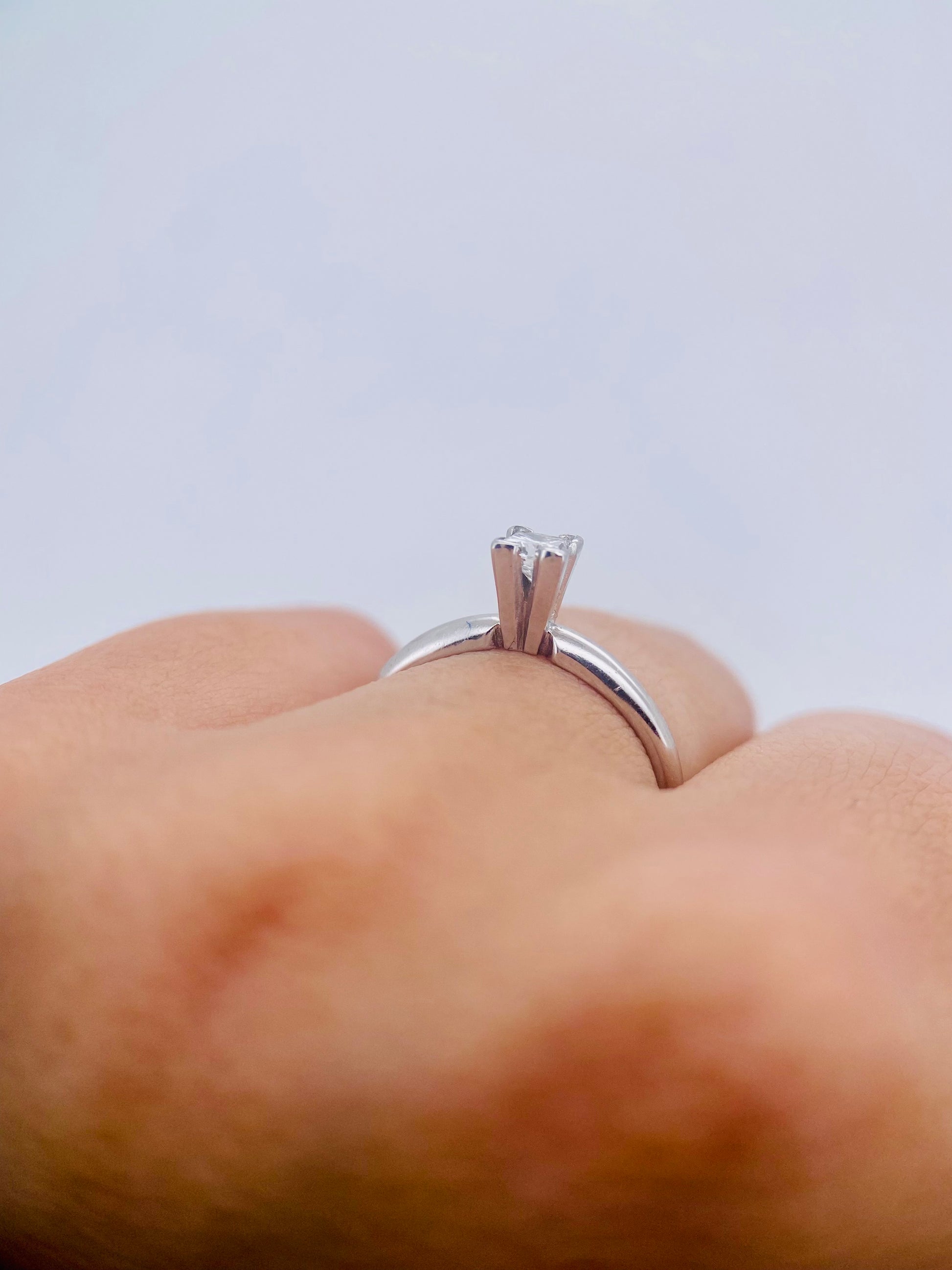 Oro Blanco 14k Princess 0.20ct de Diamante                                       Anillo Compromiso OF1239