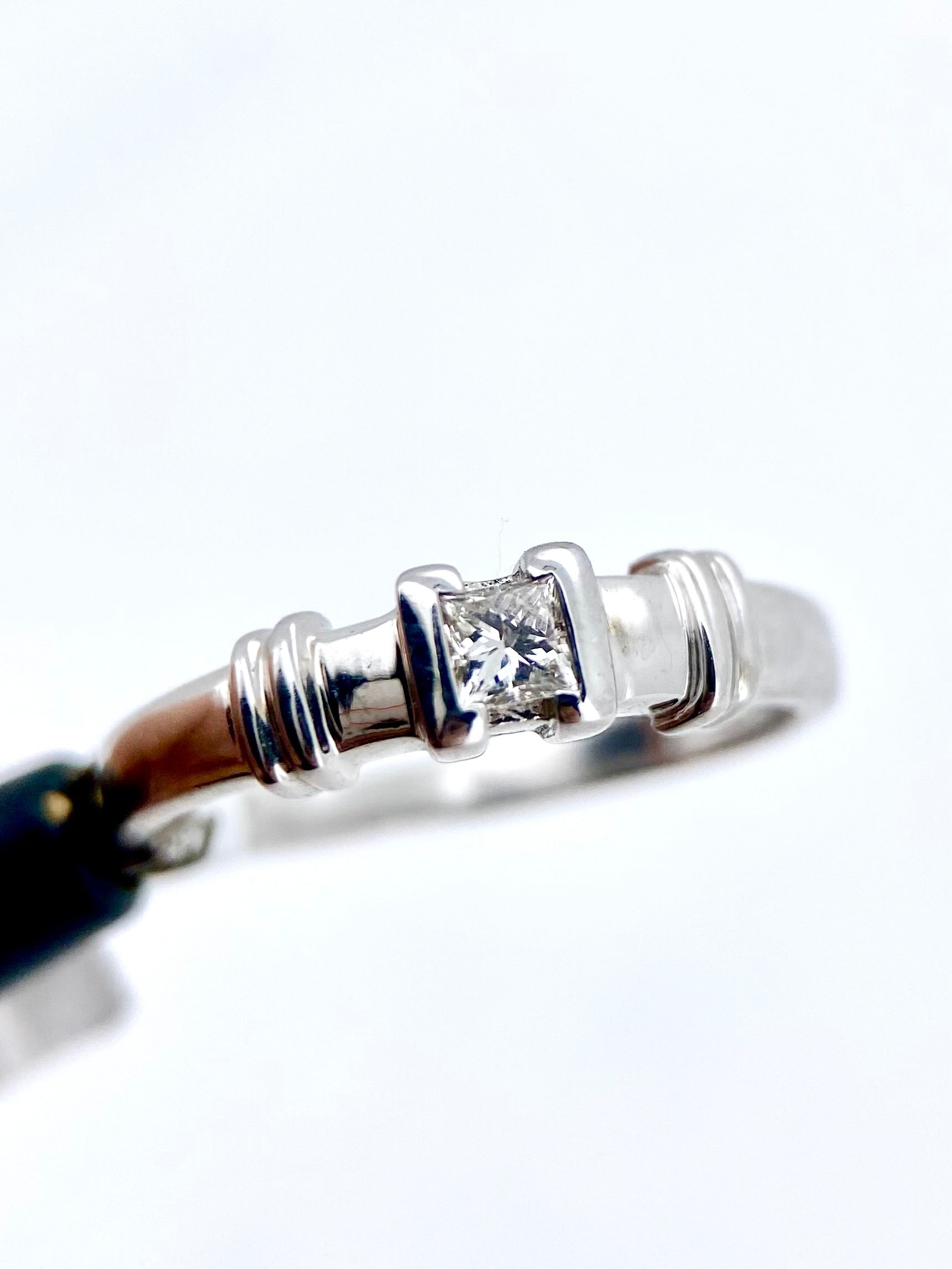 Oro Blanco 14k Princess 0.20ct de Diamante Natural                                                  Anillo Compromiso OF1402