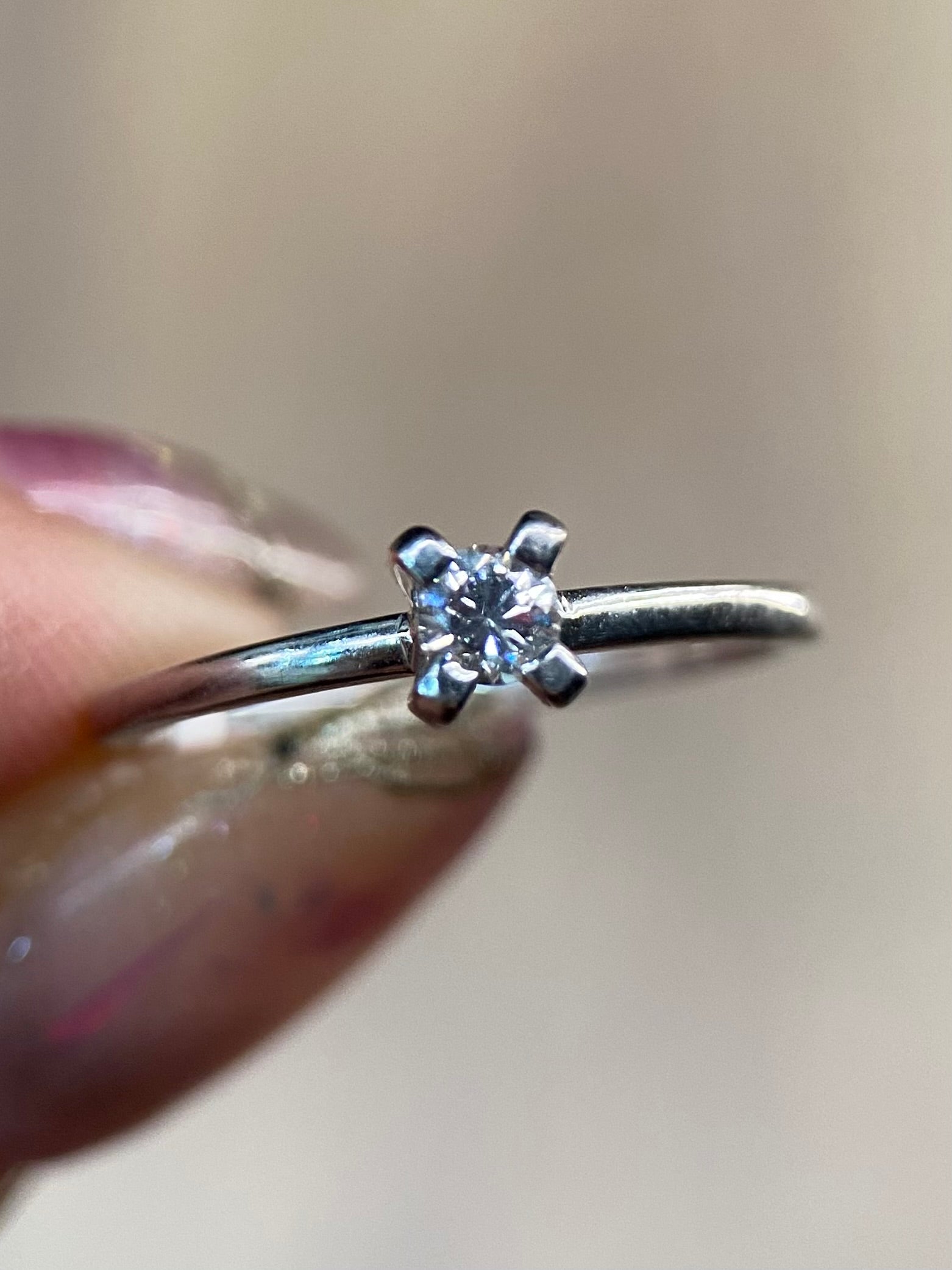 Oro Blanco 14k Redondo 0.15ct de Diamante Natural                                                  Anillo Compromiso OF1948