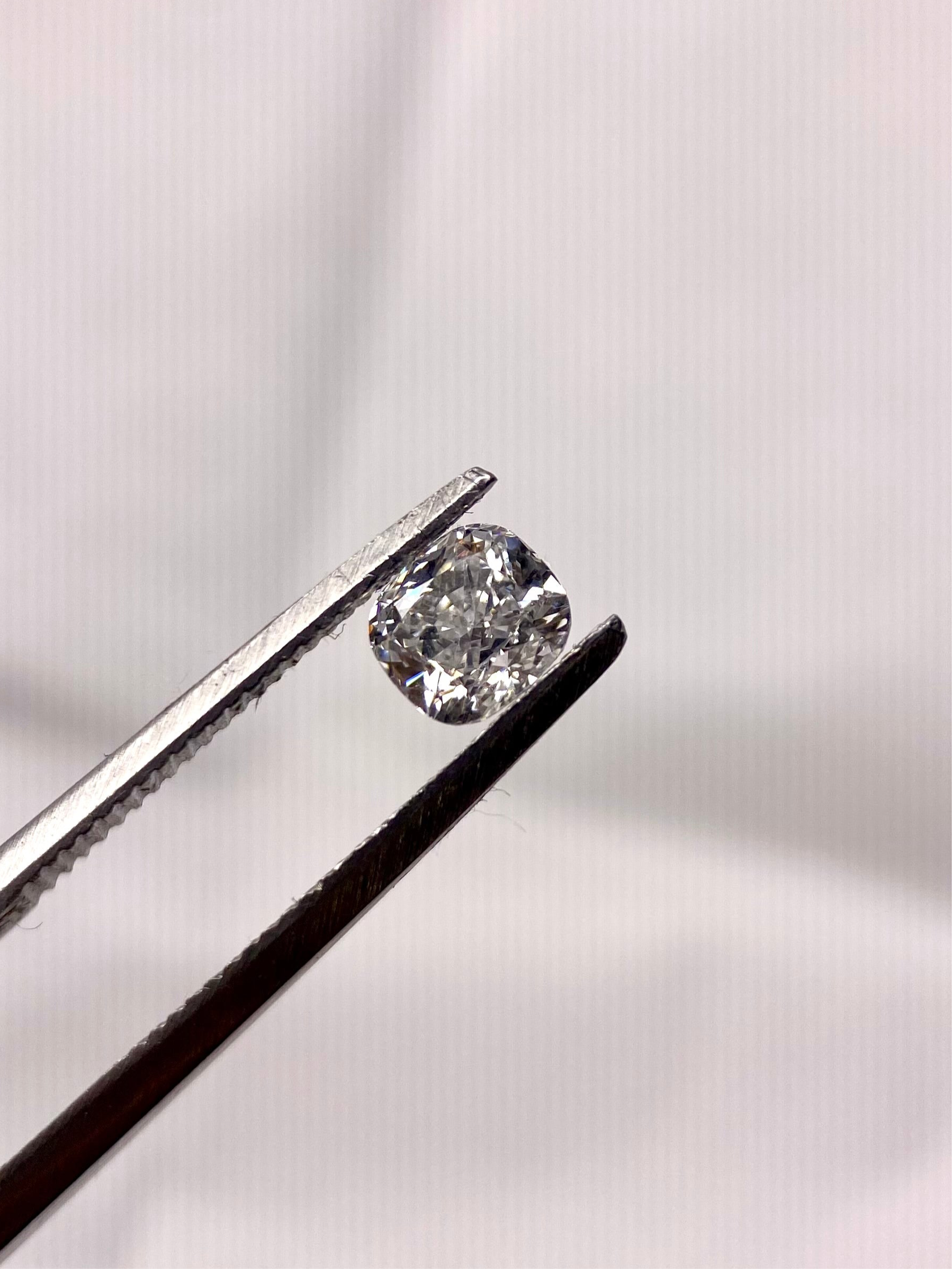 Cushion 0.70ct Diamante GIA