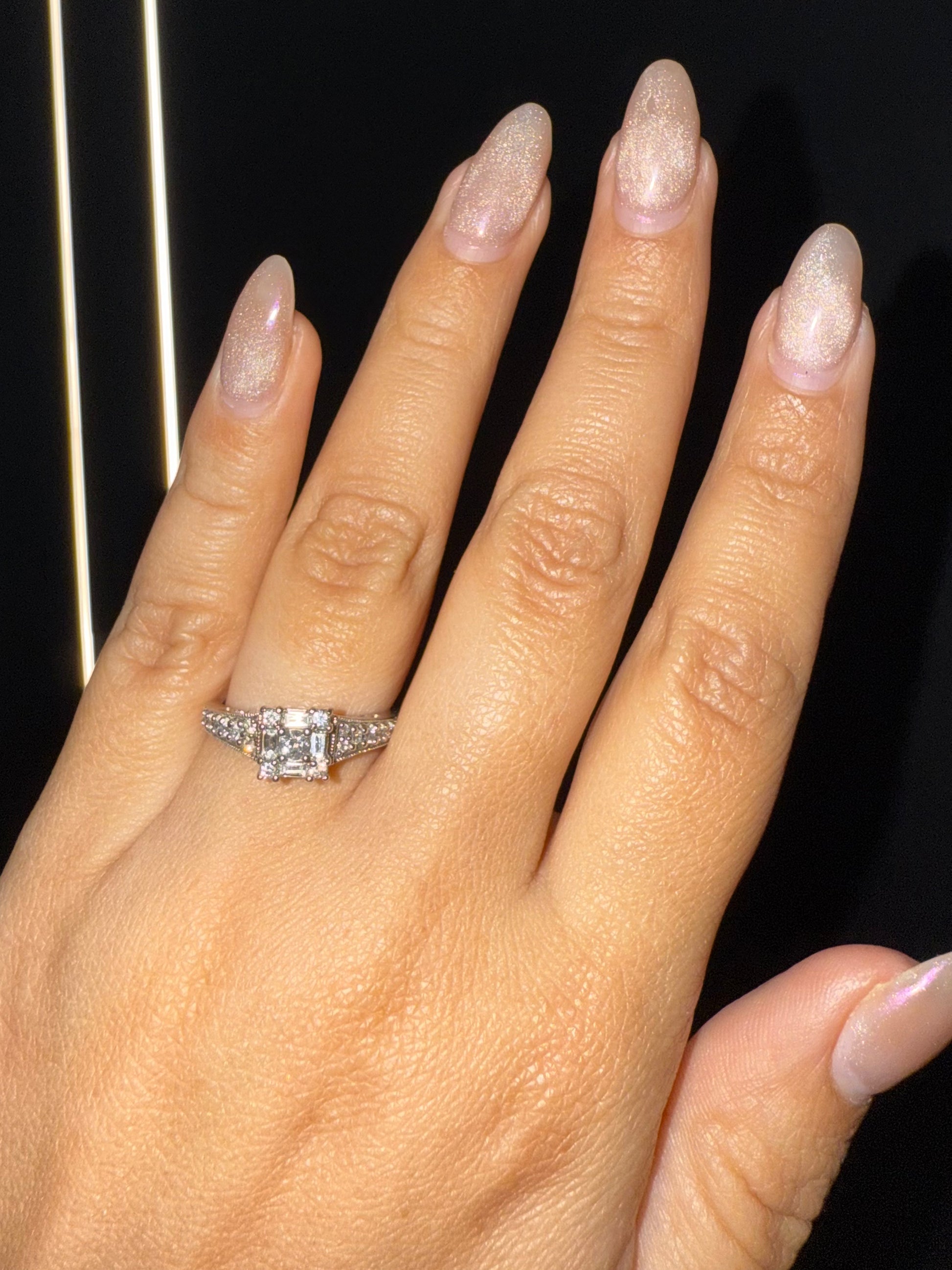 Oro Blanco 14k Princess 0.46ct de Diamante Natural.                                                  Anillo Compromiso OF1619