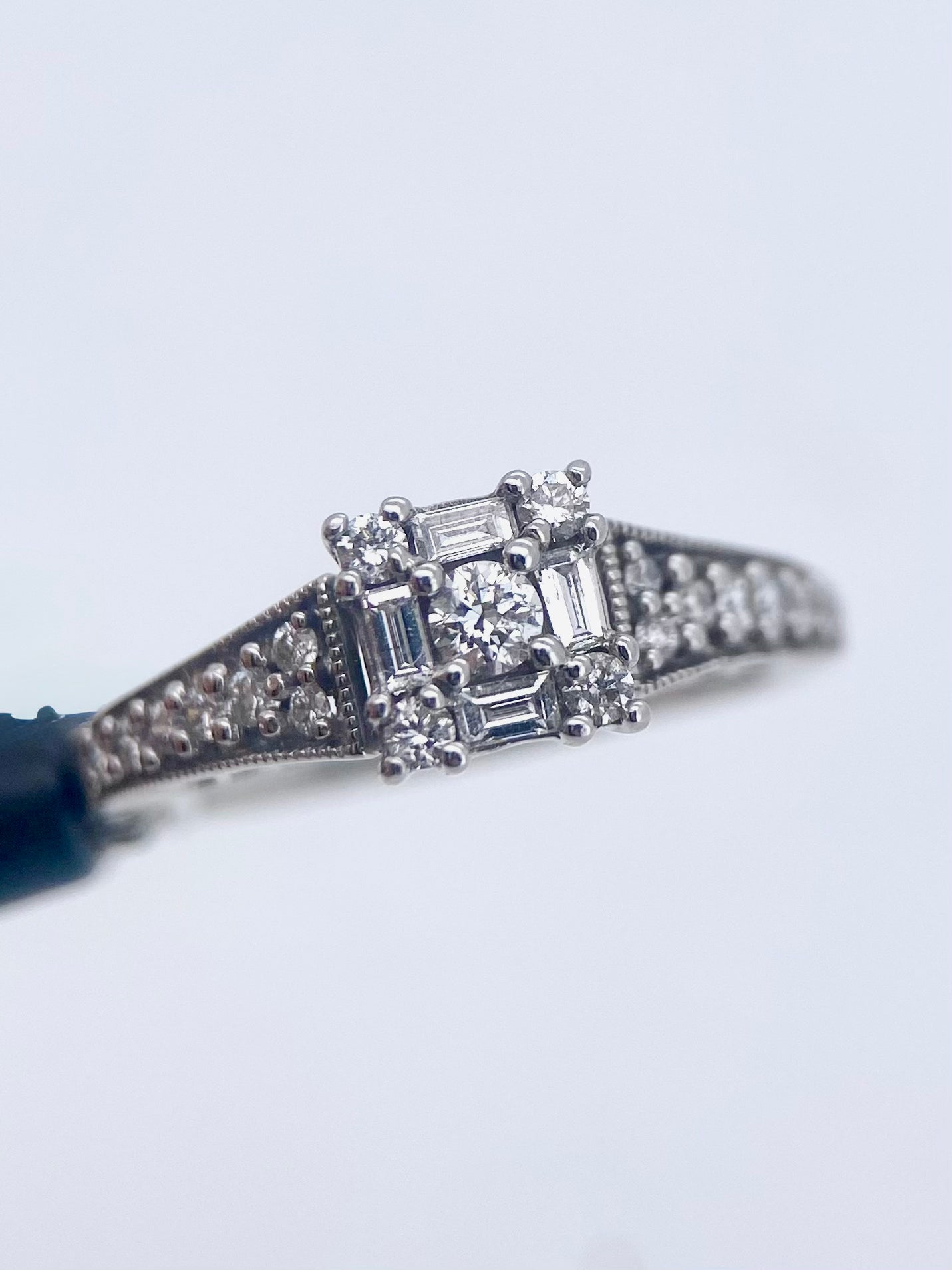 Oro Blanco 14k Princess 0.46ct de Diamante Natural.                                                  Anillo Compromiso OF1619