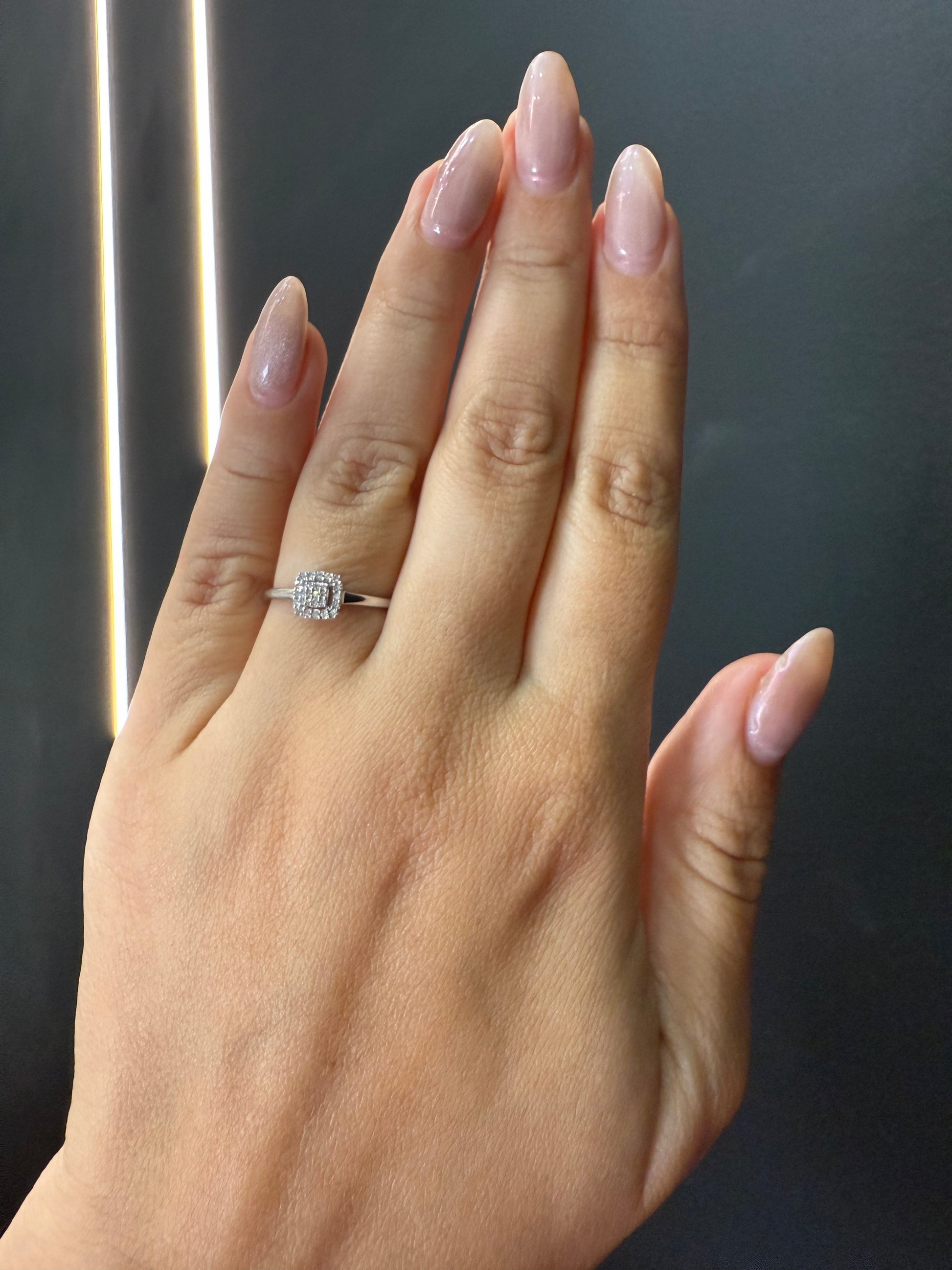 Oro Blanco 14k Princess 0.15ct de Diamantes Naturales                            Anillo Compromiso OF2200