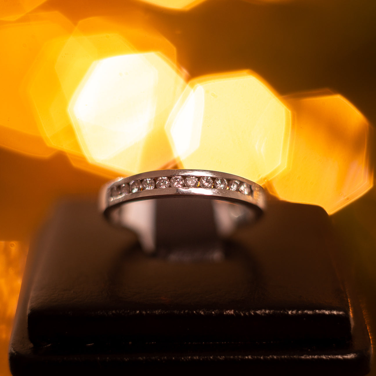 Churumbela Redonda 0.16ct Oro 14k Blanco