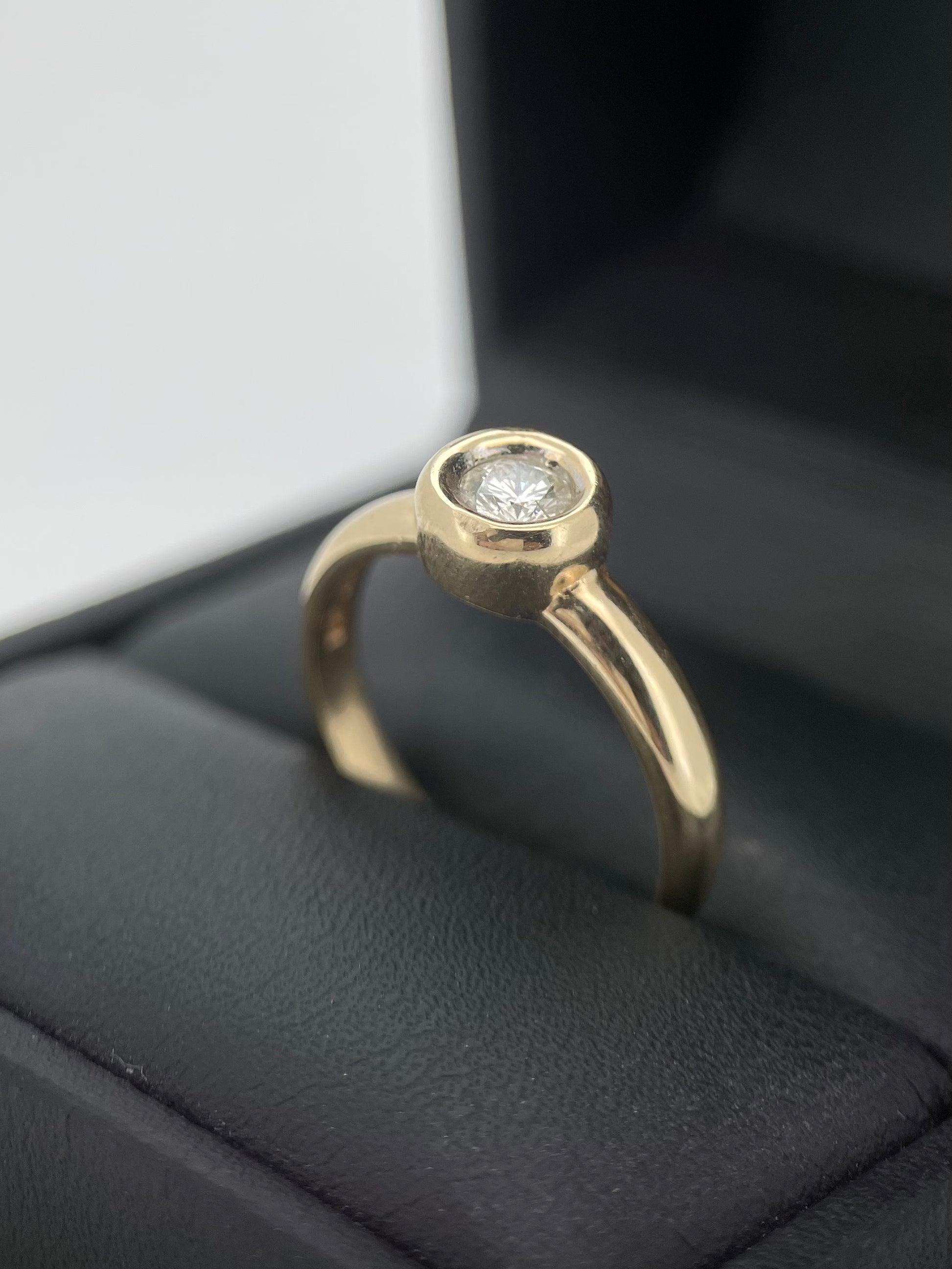 Oro Amarillo 14k Redondo 0.30ct de Diamante Natural                           Anillo Compromiso OF1167