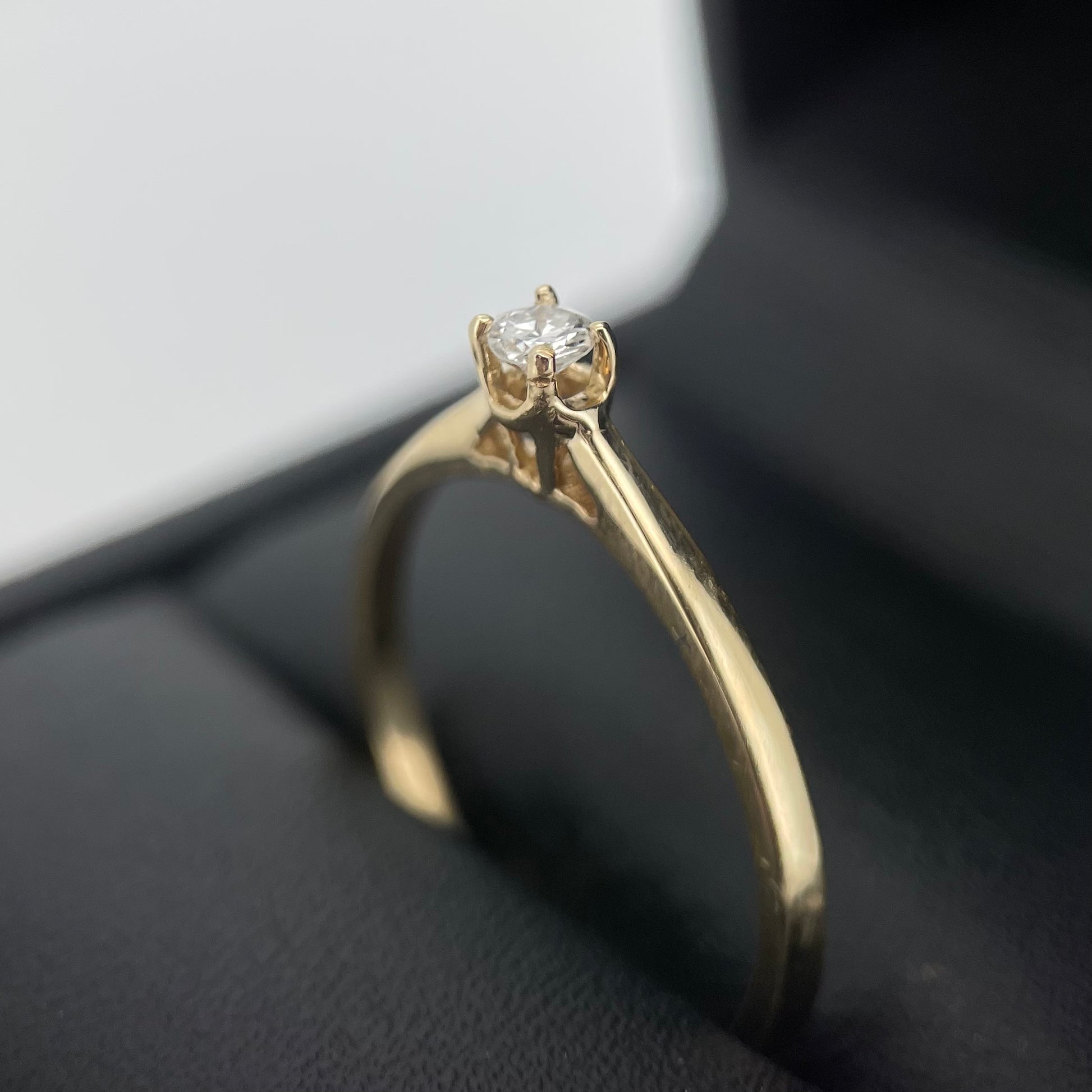 Oro Amarillo 14k Redondo 0.11ct de Diamante Natural                              Anillo Compromiso OF1316