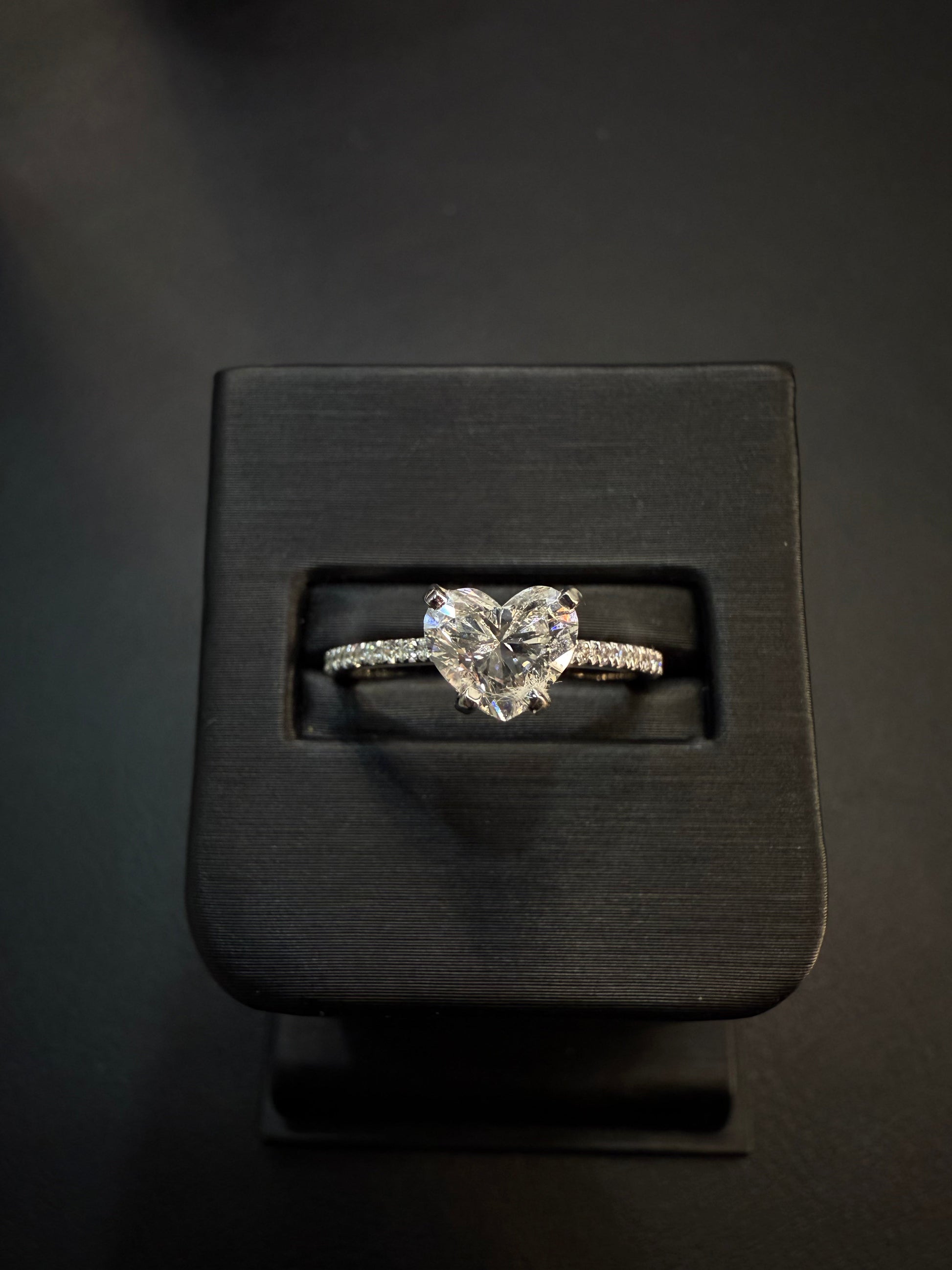 Anillo Compromiso Diamante Corazon 1.00ct Oro 14k Blanco