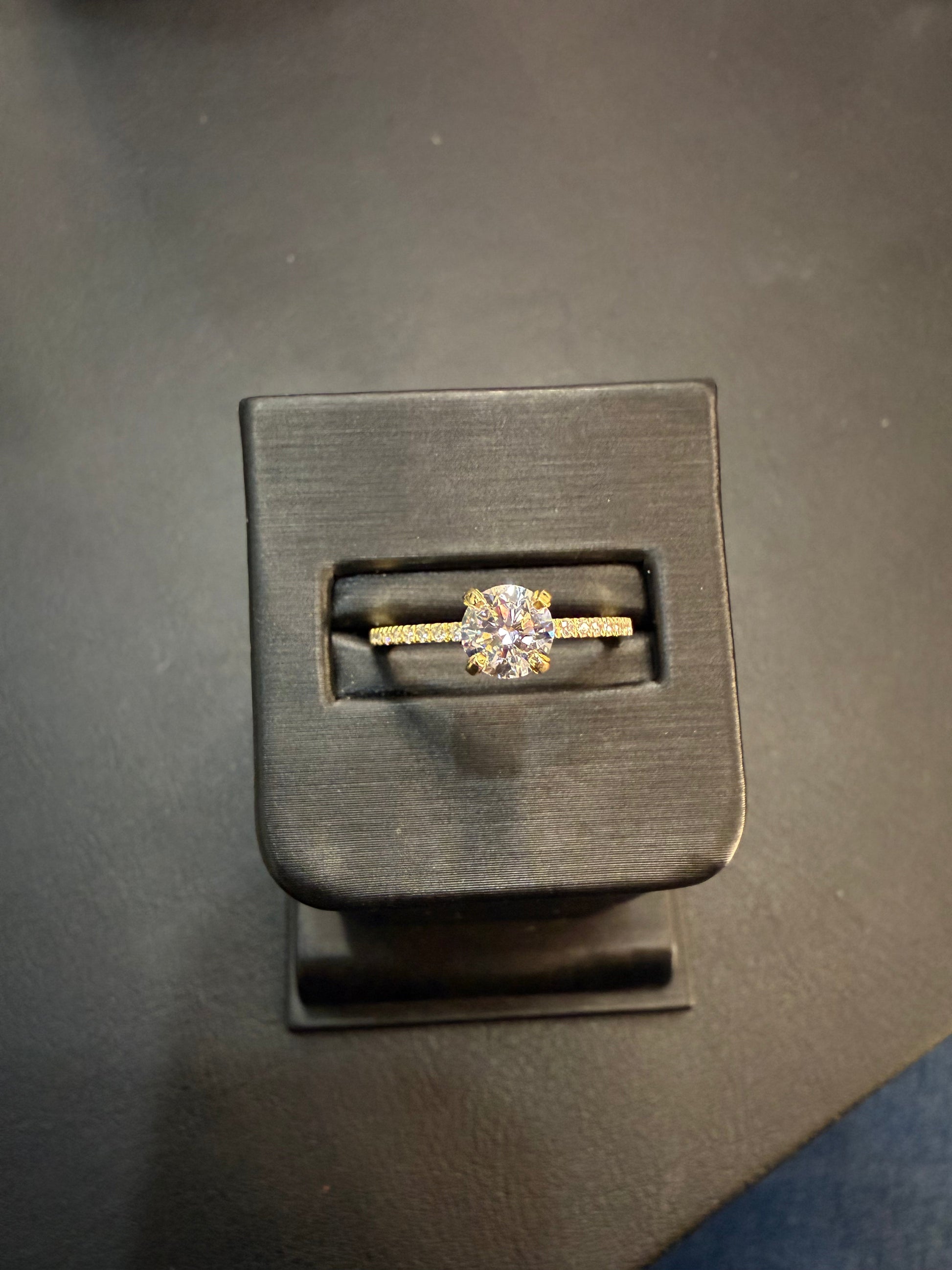Anillo Compromiso Diamante 0.71ct Oro 14k Amarillo