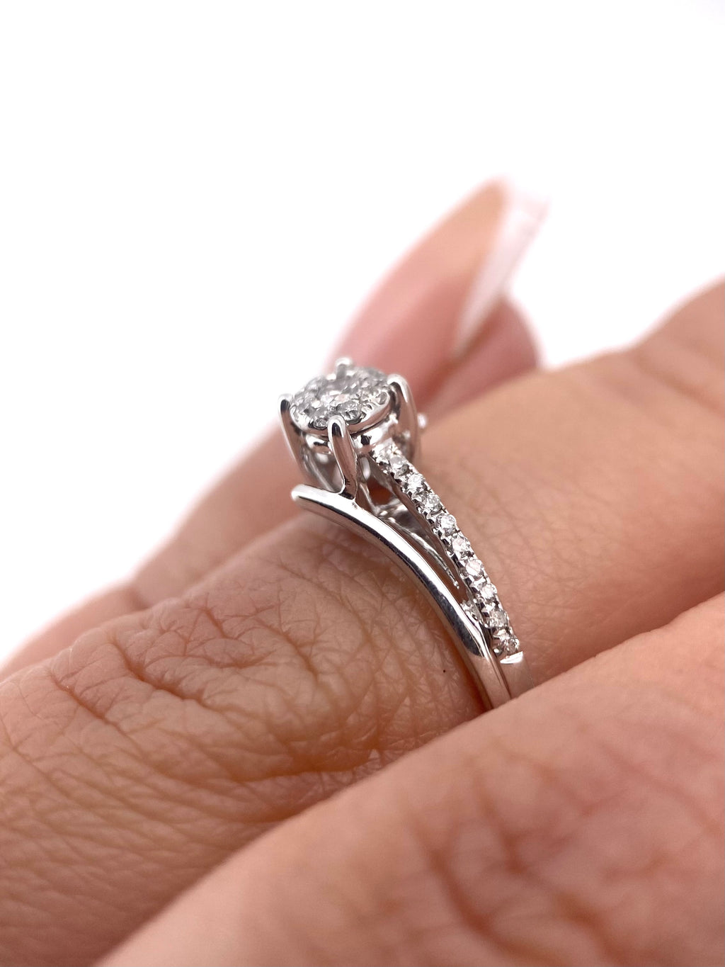 Oro Blanco 14k Redondo 0.20ct de Diamantes Naturales                            Anillo de compromiso OF2327