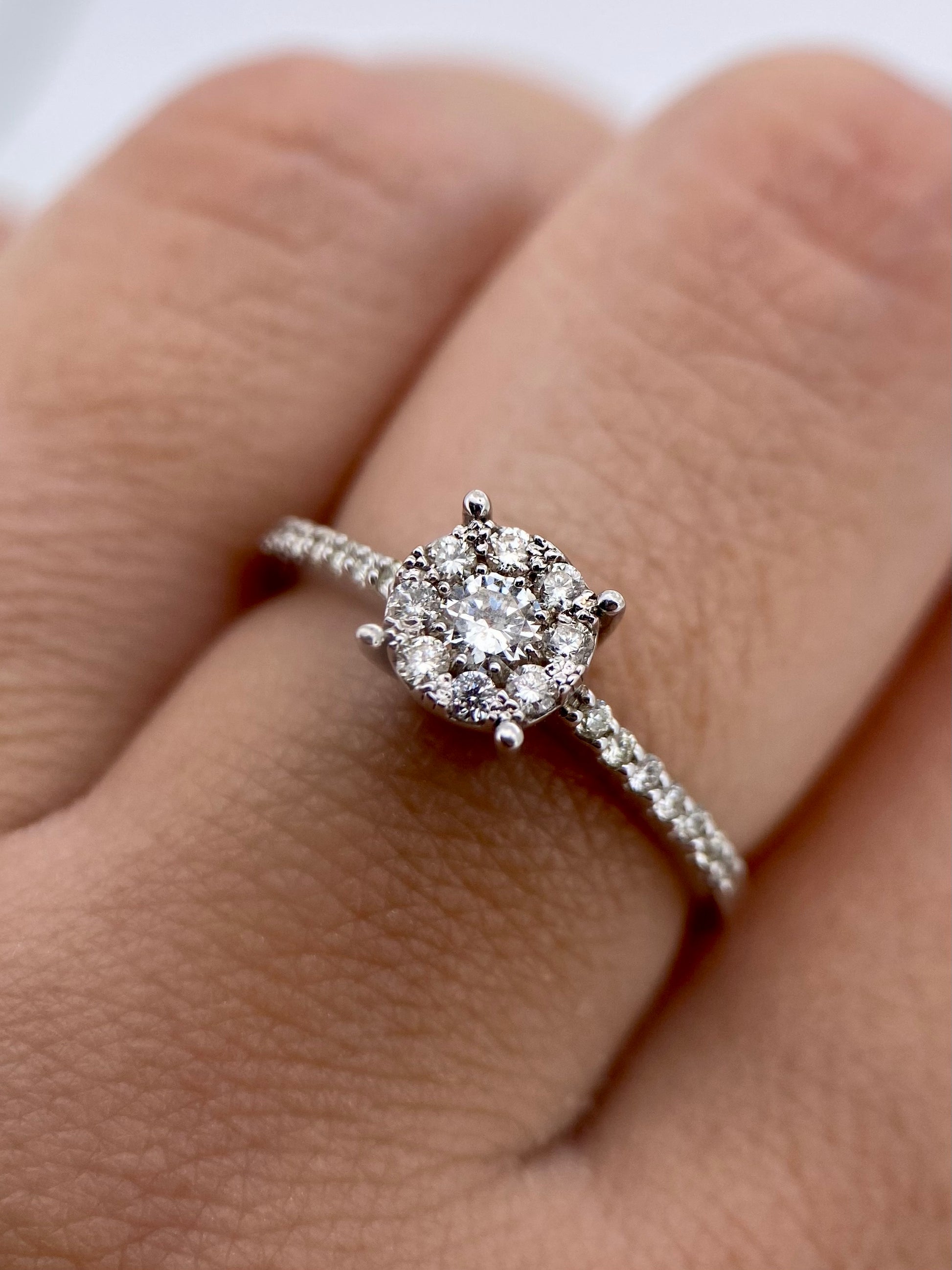 Oro Blanco 14k Redondo 0.48ct de Diamantes Naturales                            Anillo Compromiso OF1871