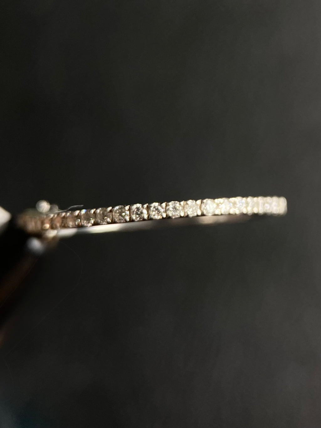 Churumbela Redonda 0.16ct Oro 14k Blanco.            OF2339