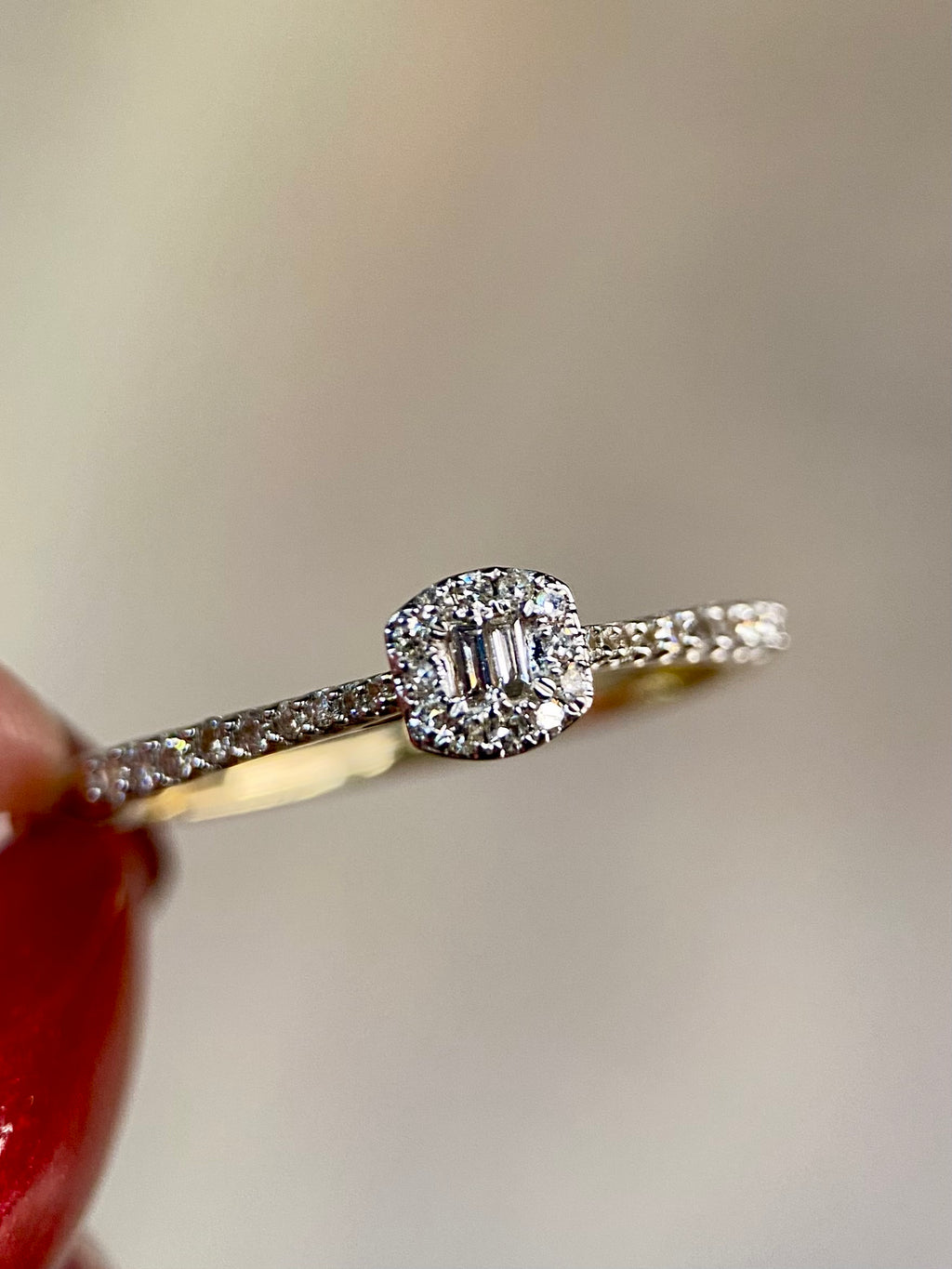 Oro Amarillo 14k Redondo 0.22ct de Diamantes Naturales                            Anillo Compromiso OF2199