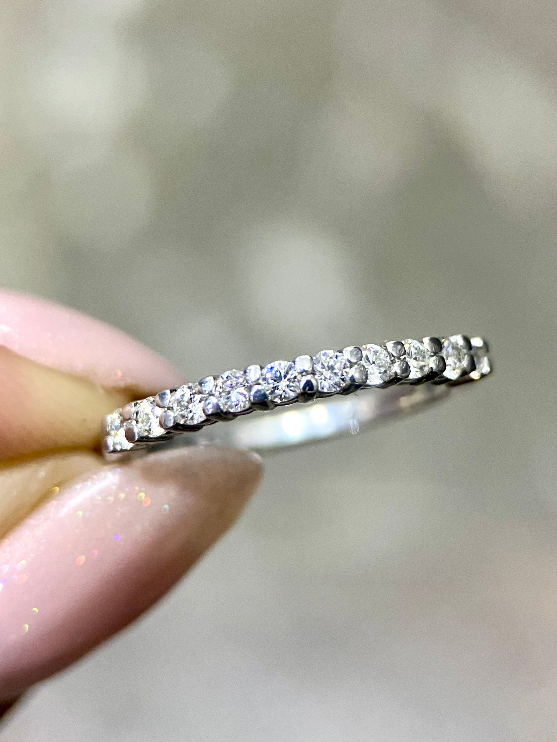 Churumbela Diamantes 0.33ct Oro 14k Blanco.            OF2380