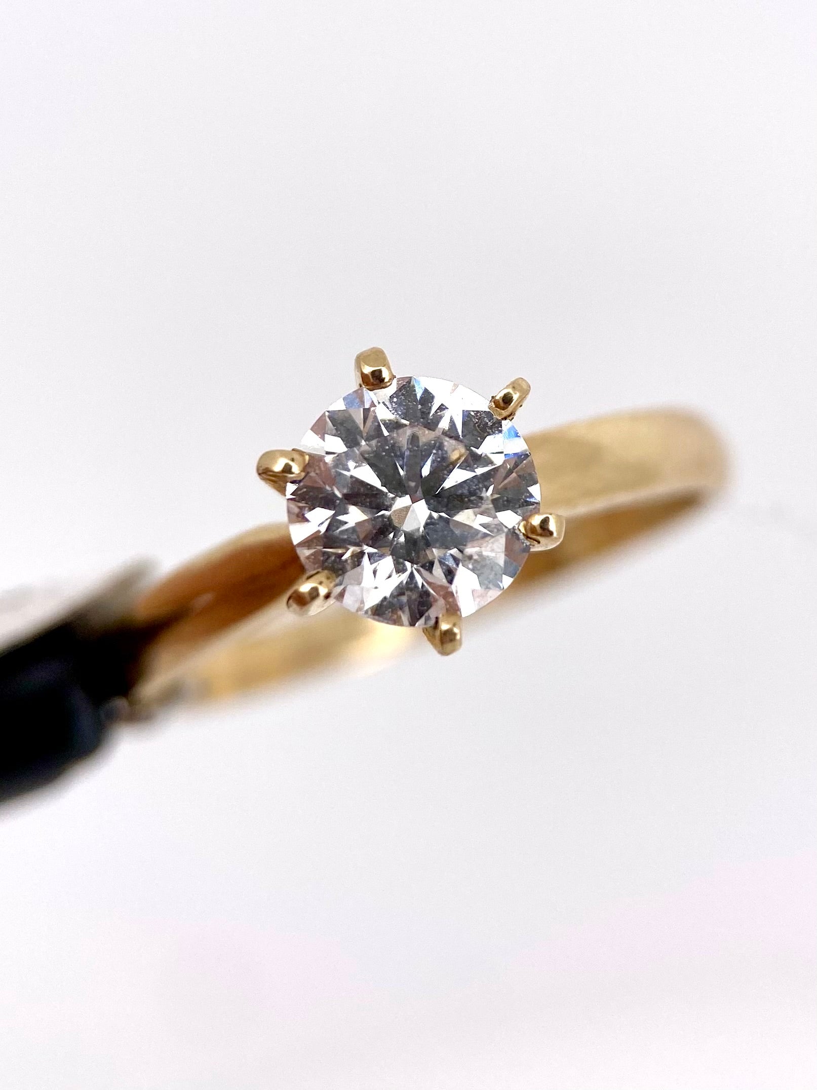 Diamante Laboratorio IGI Redondo 1.00ct Oro 14k Amarillo Anillo de Compromiso