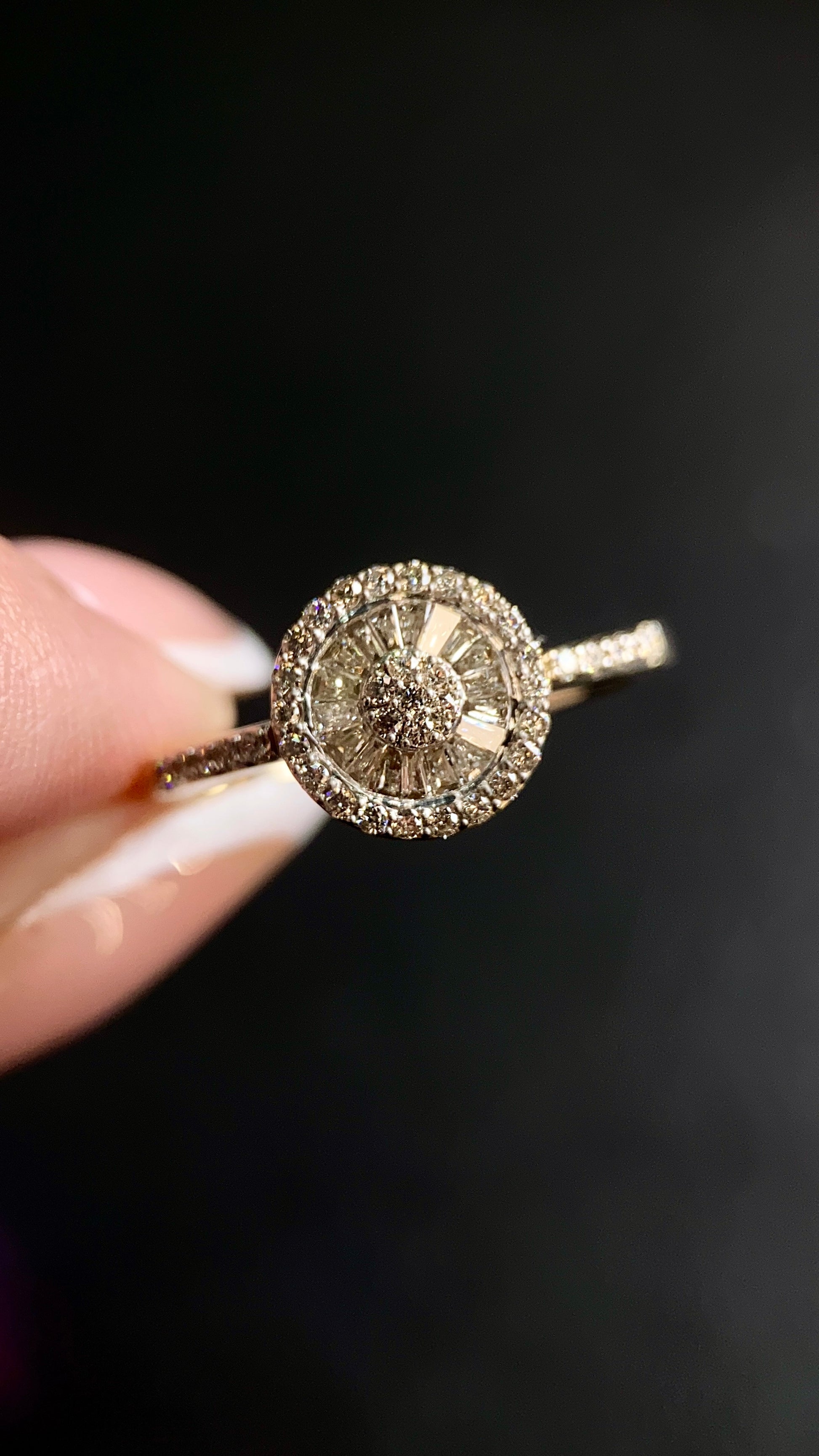 Oro Amarillo 14k Redondo 0.45ct de Diamantes Naturales                            Anillo Compromiso OF2315