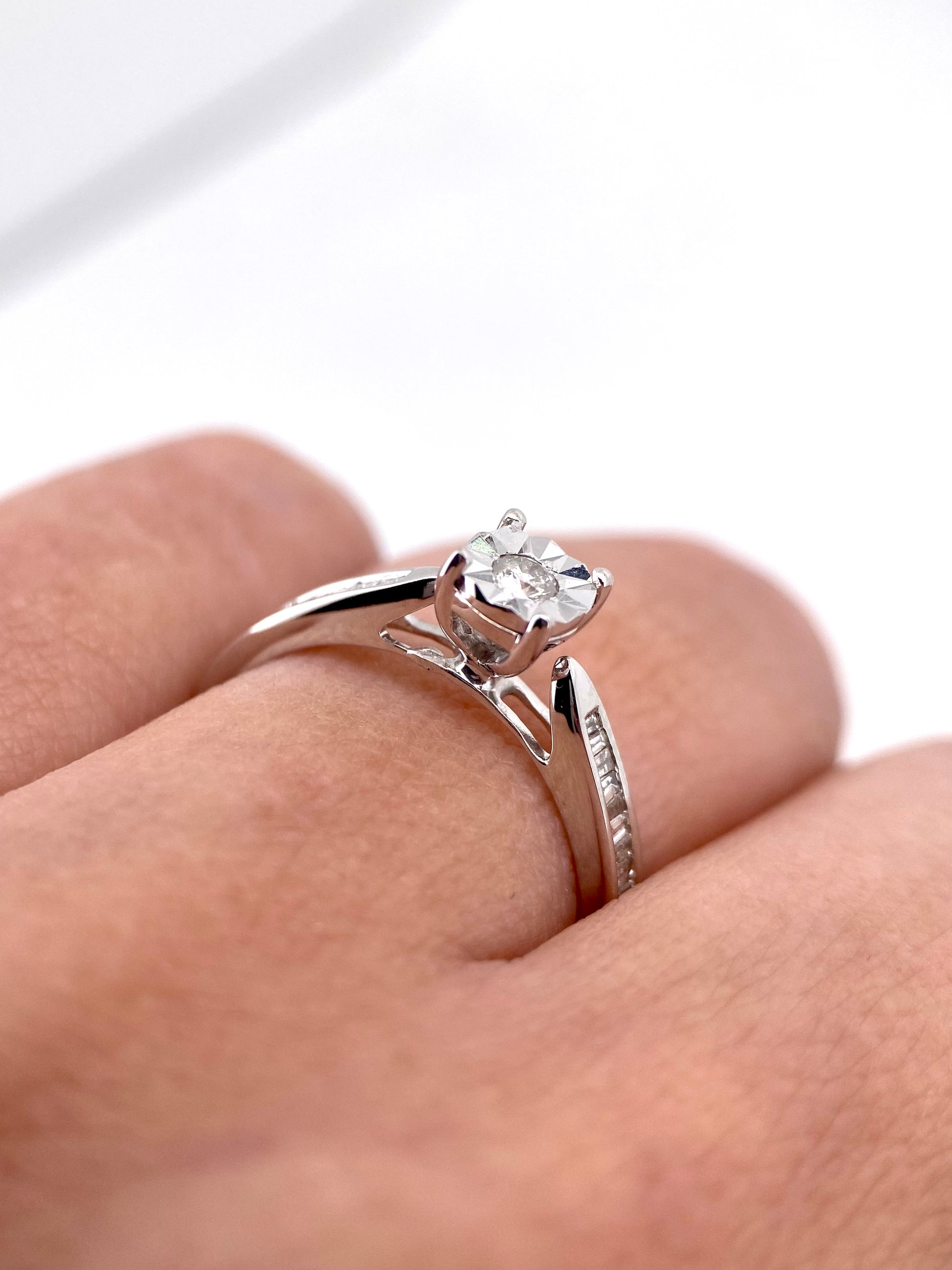 Oro Blanco 14k Redondo 0.25ct de Diamantes Naturales                            Anillo Compromiso OF2310