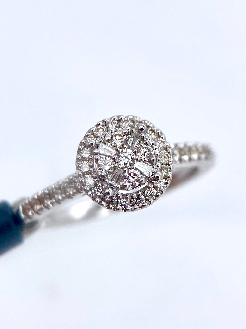 Oro Blanco 14k Redondo 0.43ct de Diamantes Naturales                            Anillo Compromiso OF2252