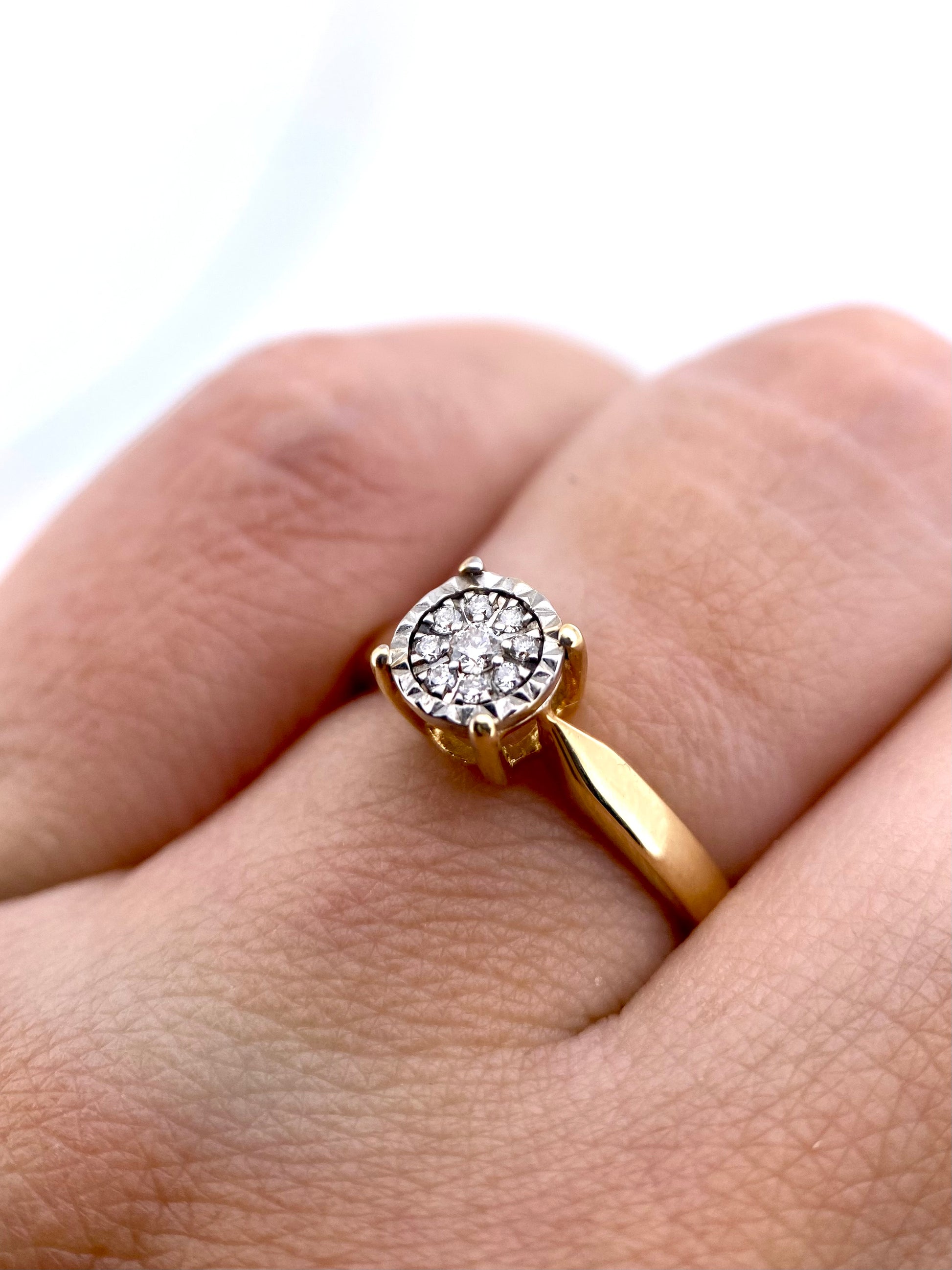 Oro Amarillo 14k Redondo 0.20ct de Diamantes Naturales                            Anillo Compromiso OF2329