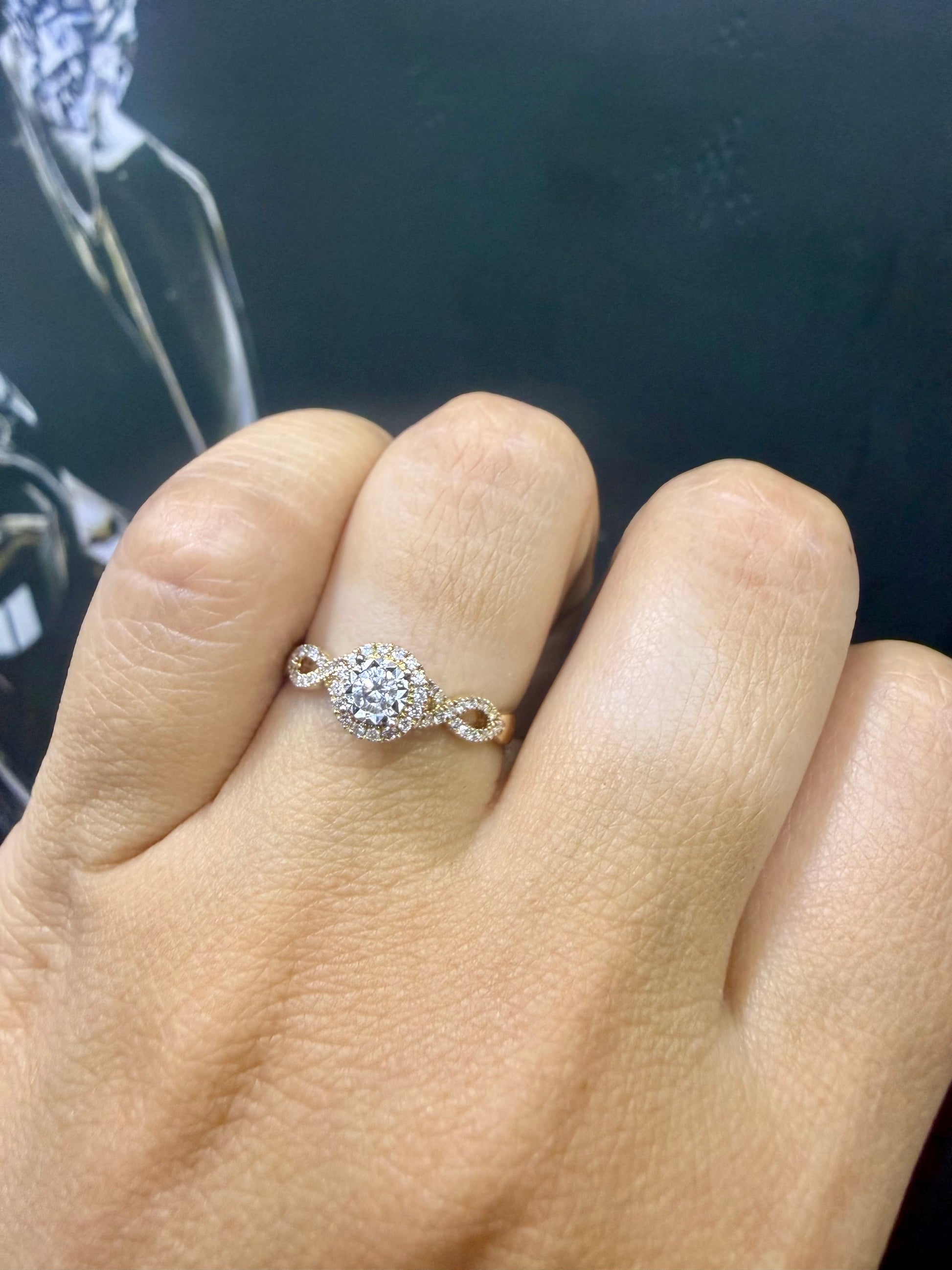 Oro Amarillo 14k Redondo 0.40ct                               Anillo OF2378