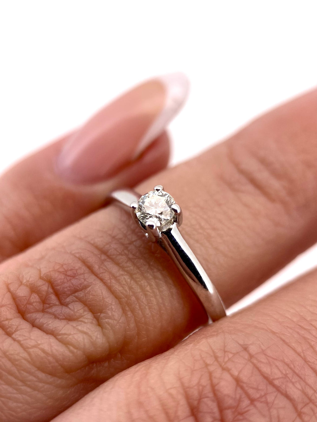 Oro Blanco 14k Redondo 0.20ct de Diamante Natural                                                  Anillo Compromiso OF2305