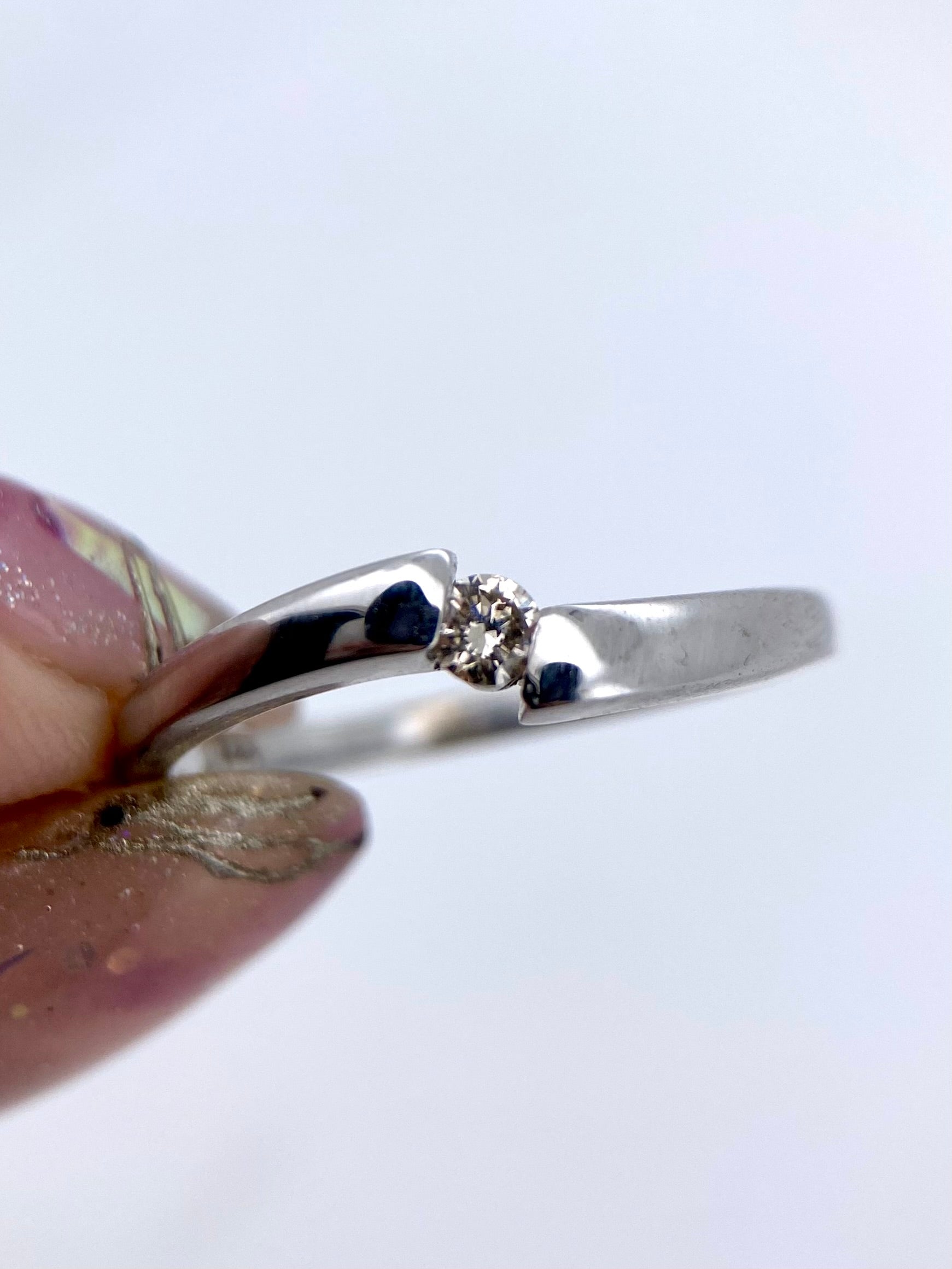 Oro Blanco 14k Redondo 0.10ct  de Diamantes Naturales                            Anillo Compromiso OF1645