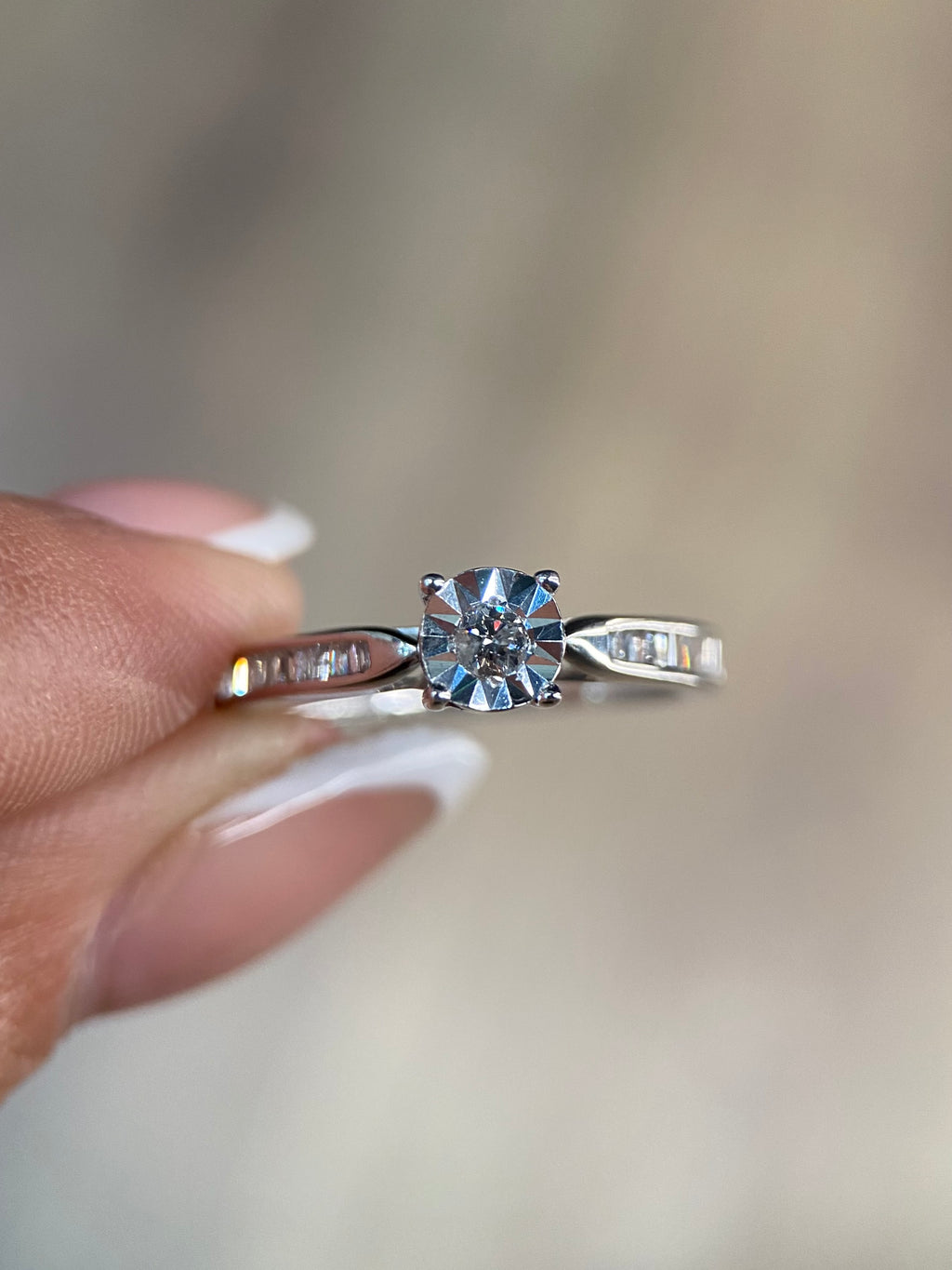 Oro Blanco 14k Redondo 0.25ct de Diamantes Naturales                            Anillo Compromiso OF2310