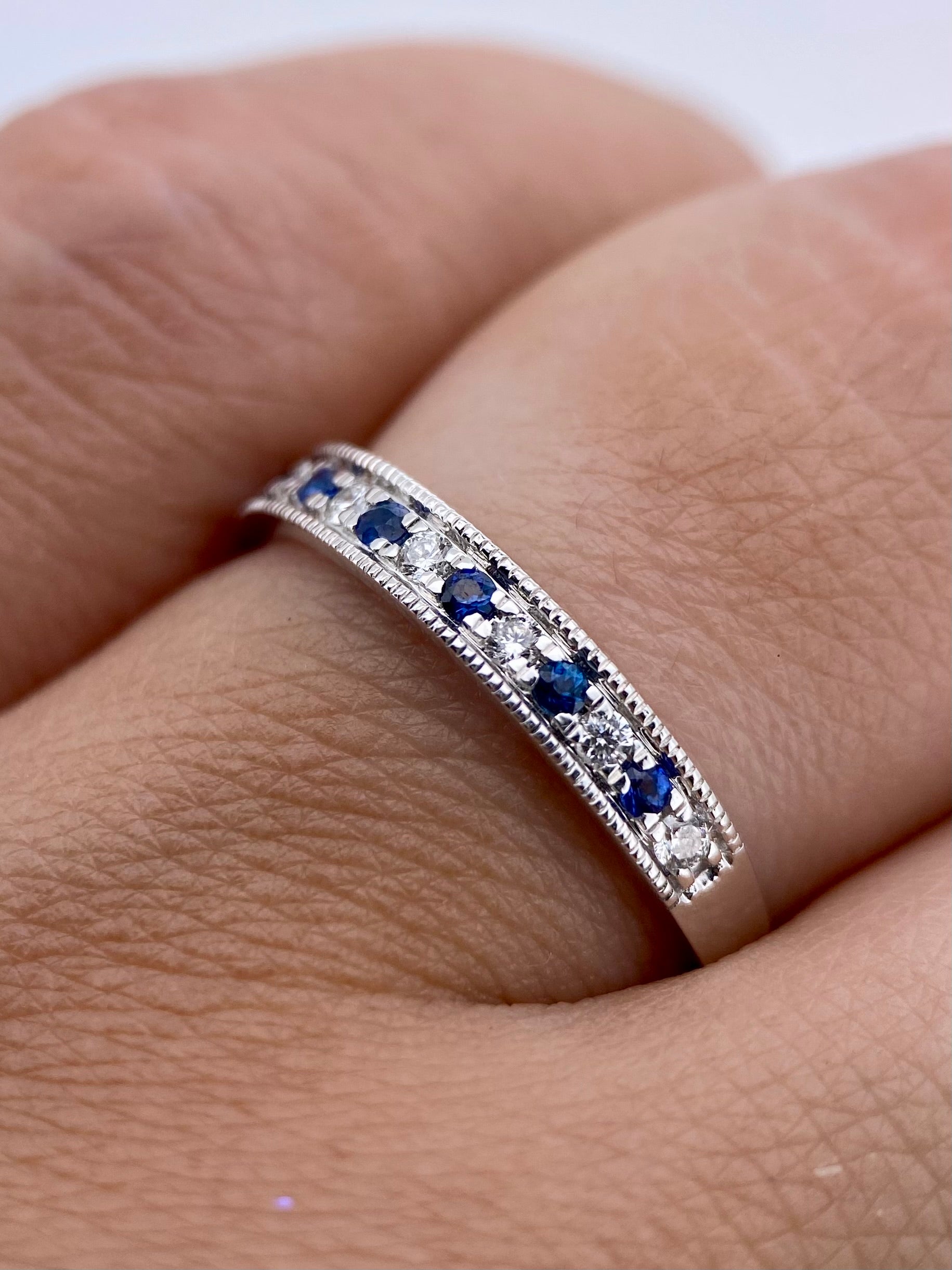 Churumbela Zafiros y Diamantes 0.30ct Oro 14k Blanco            OF2375