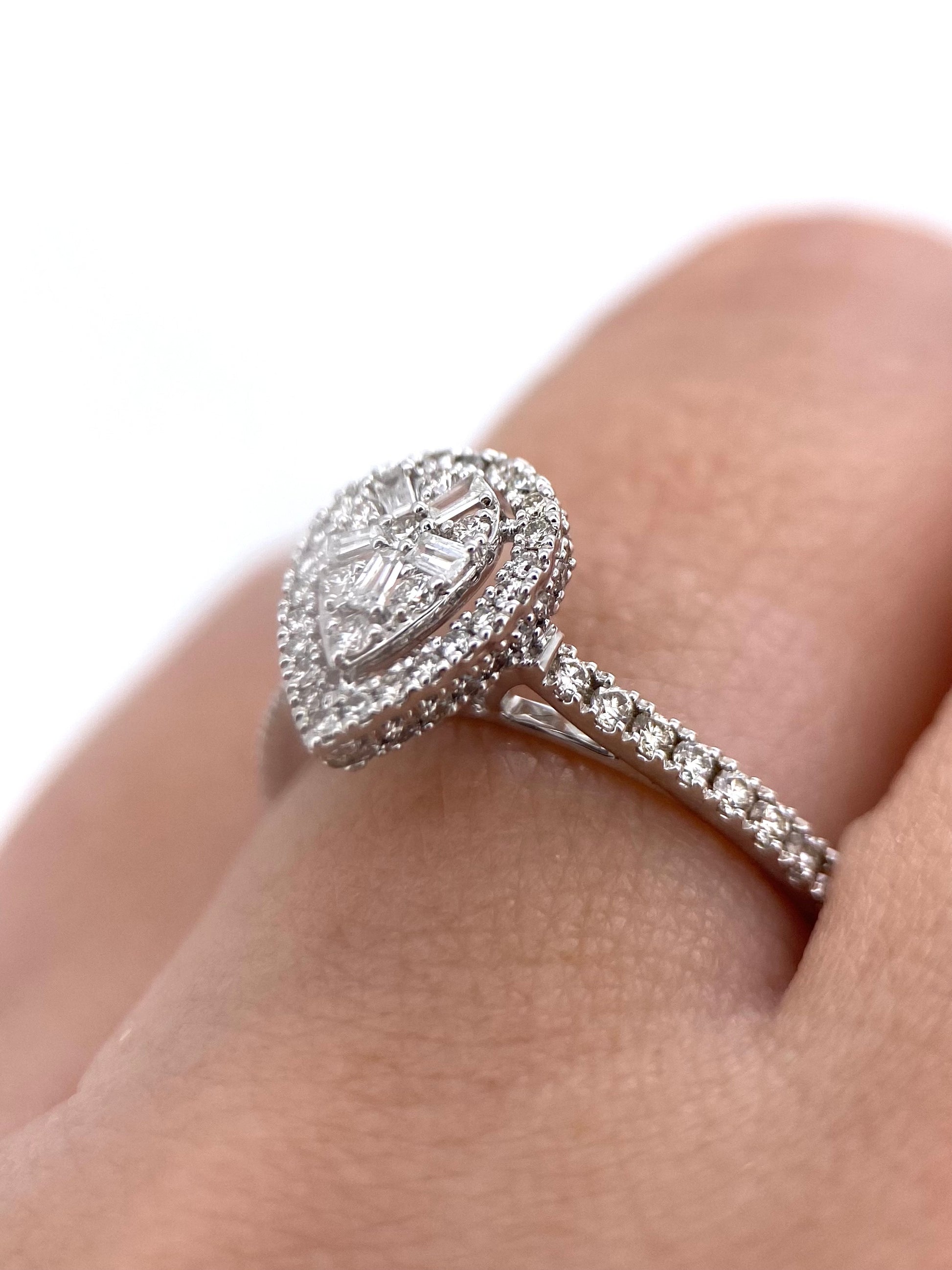 Oro Blanco 14k Pera 0.55ct de Diamantes Naturales                            Anillo Compromiso OF2248