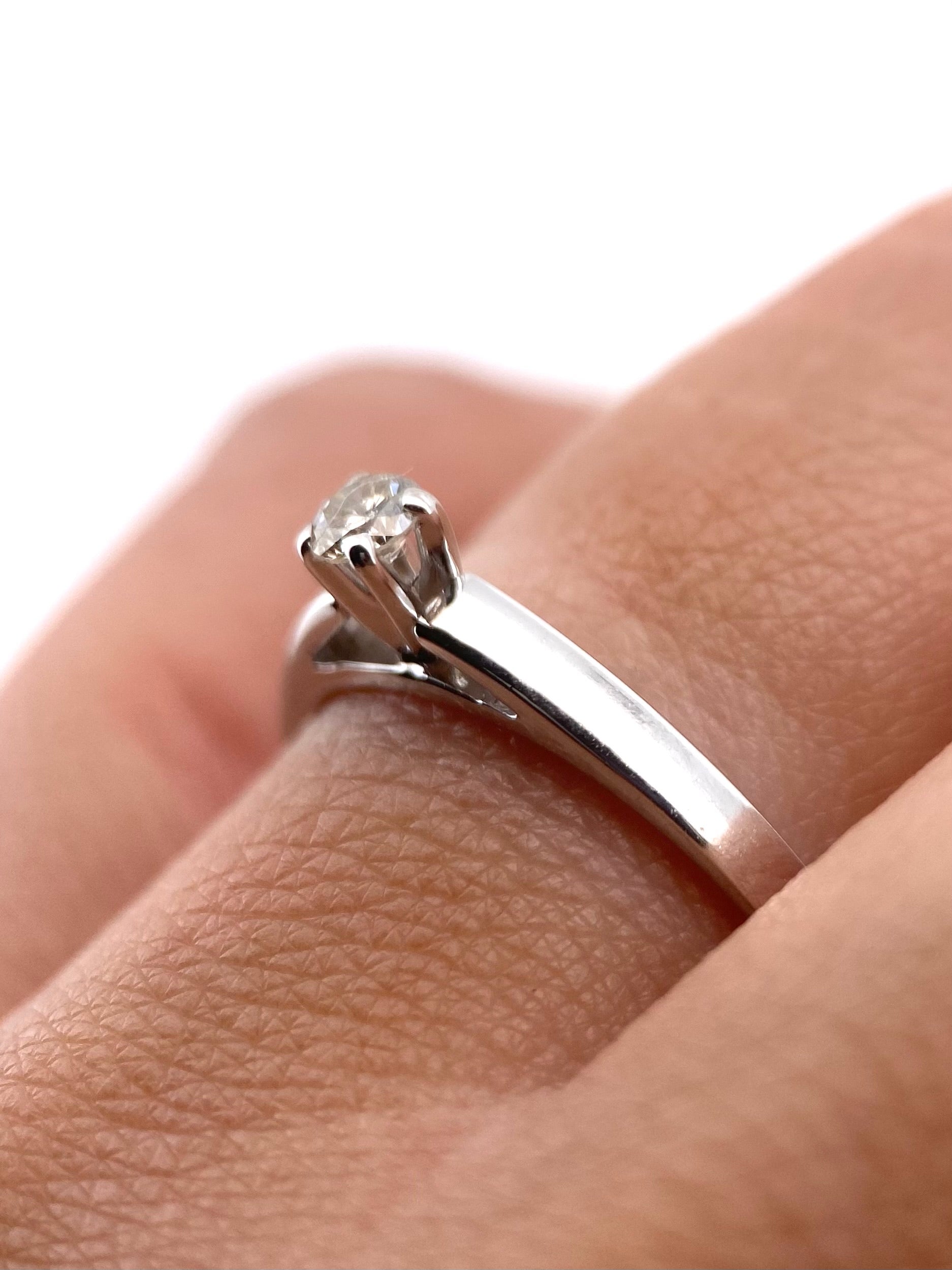 Oro Blanco 14k Redondo 0.12ct de Diamante Natural                                                  Anillo Compromiso OF2326