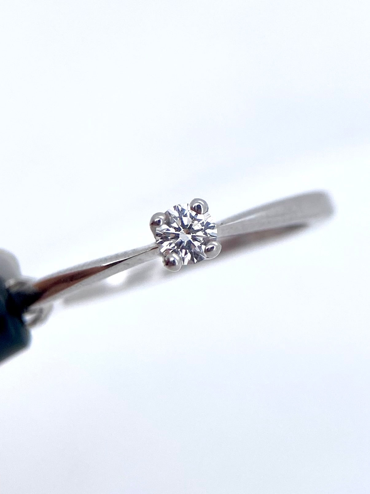 Oro Blanco 14k Redondo 0.13ct de Diamante Natural                                                  Anillo Compromiso OF2177