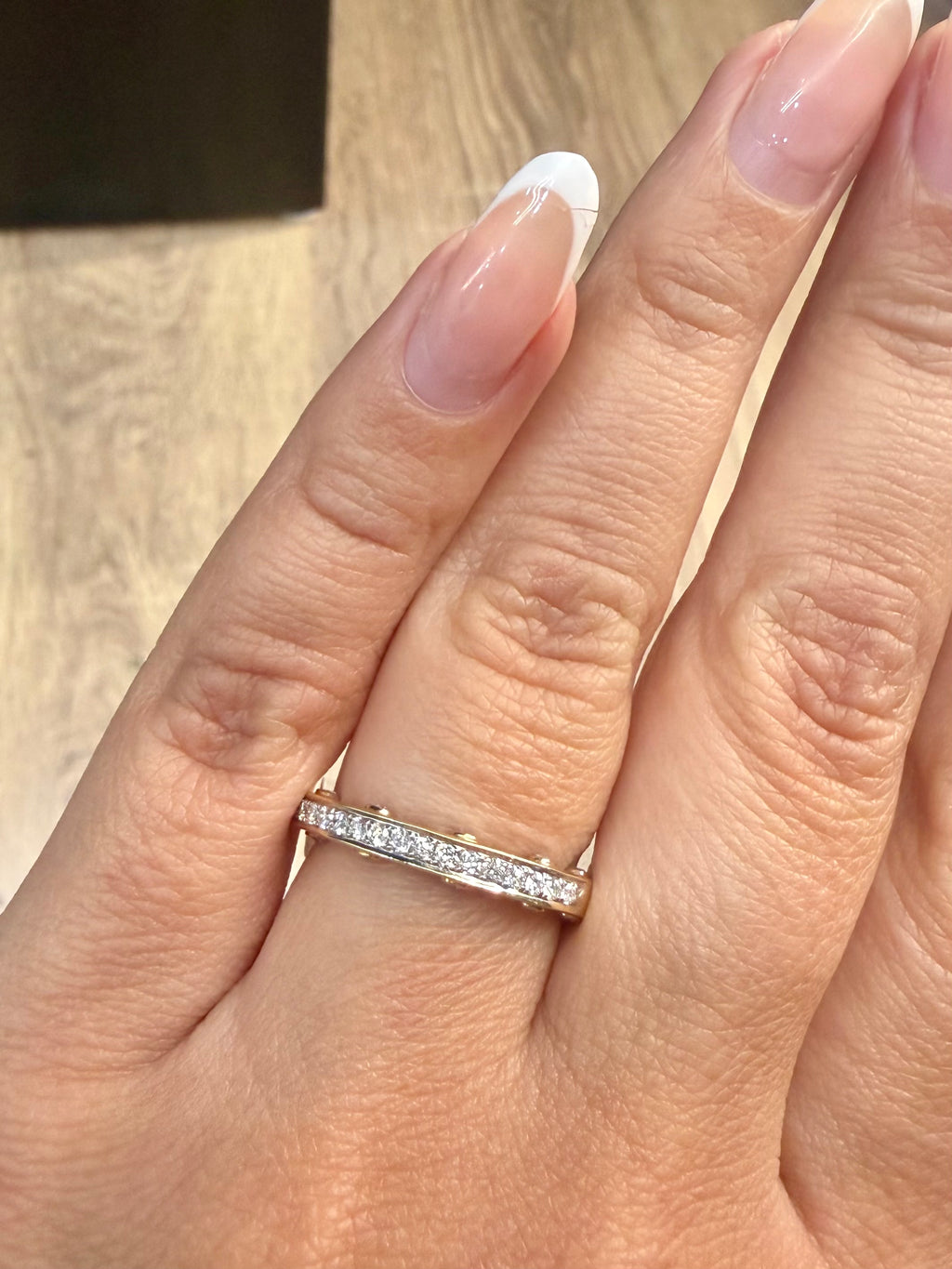 Churumbela con Diamantes Naturales Redondos 0.40ct Oro 14k Amarillo.            OF2193