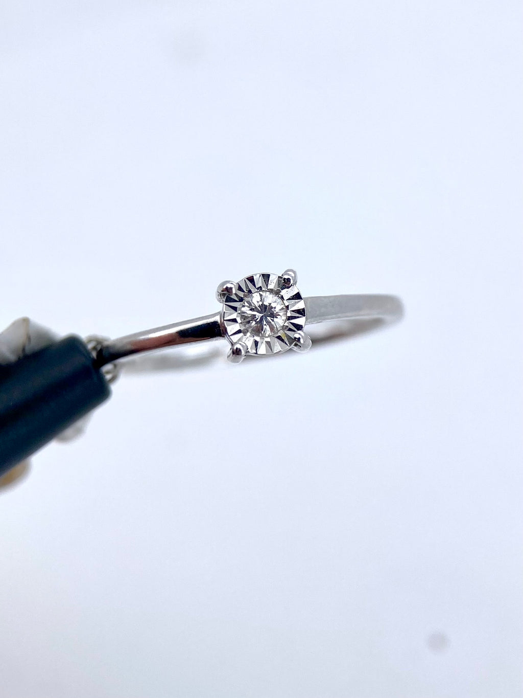 Oro Blanco 14k Redondo 0.10ct de Diamante Natural                                                  Anillo Compromiso OF2050