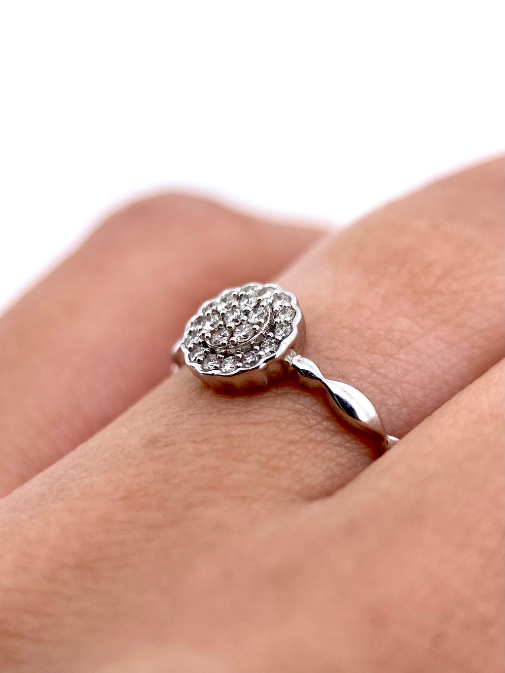 Oro Blanco 14k Redondo 0.16ct de Diamantes Naturales                            Anillo Compromiso OF1868