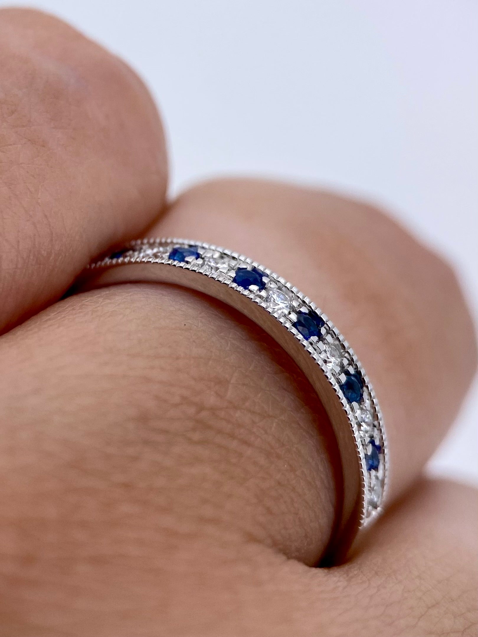 Churumbela Zafiros y Diamantes 0.30ct Oro 14k Blanco            OF2375