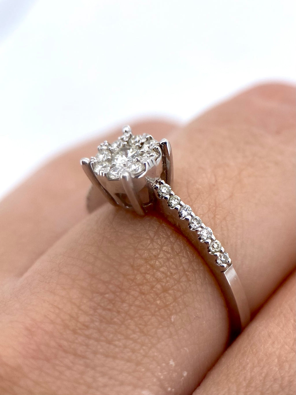 Oro Blanco 14k Redondo 0.48ct de Diamantes Naturales                            Anillo Compromiso OF1871