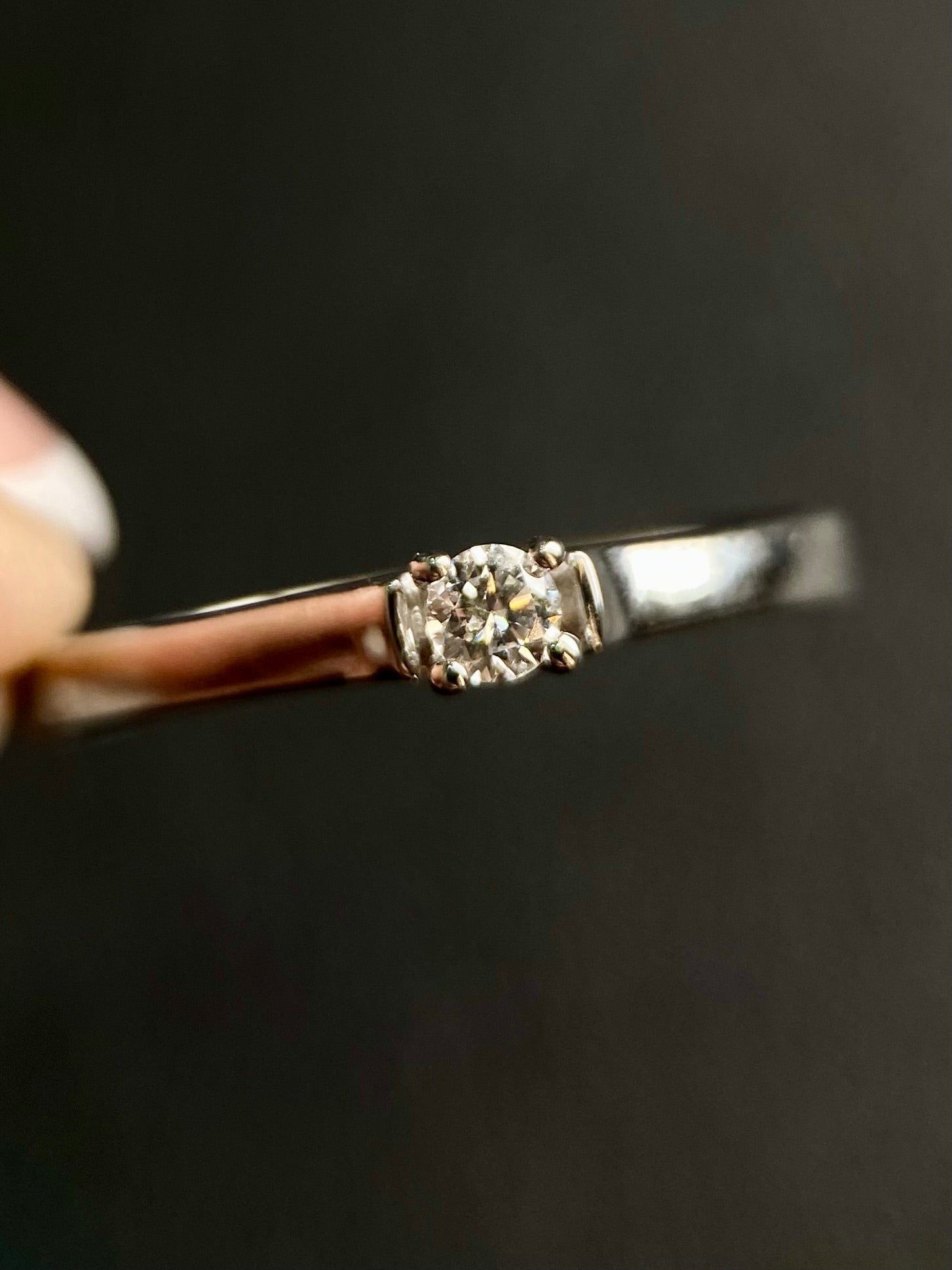 Oro Blanco 14k Princess 0.08ct de Diamante Natural                                                  Anillo Compromiso OF2333