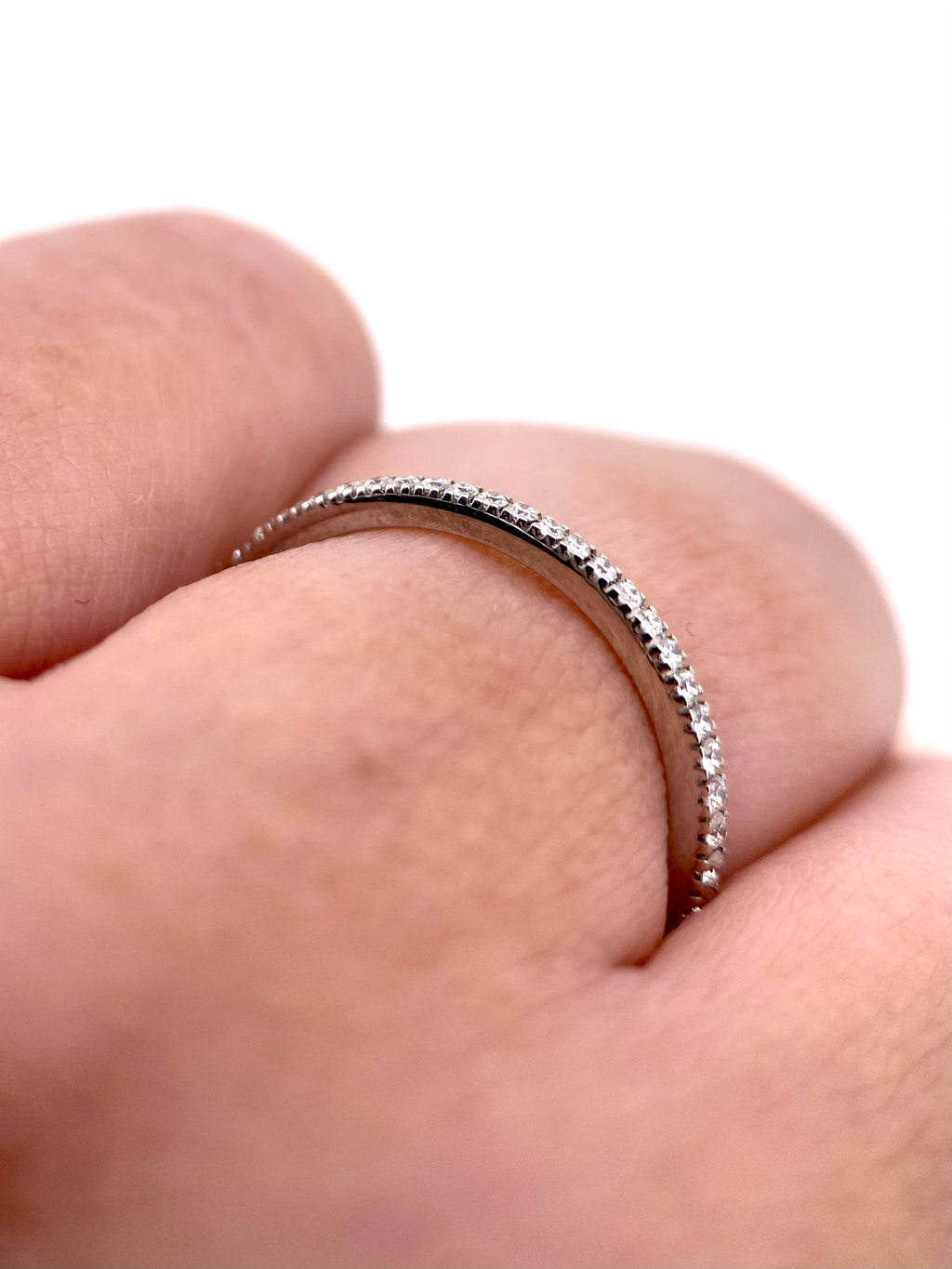 Churumbela Redonda 0.21ct Oro 14k Blanco.            OF2314