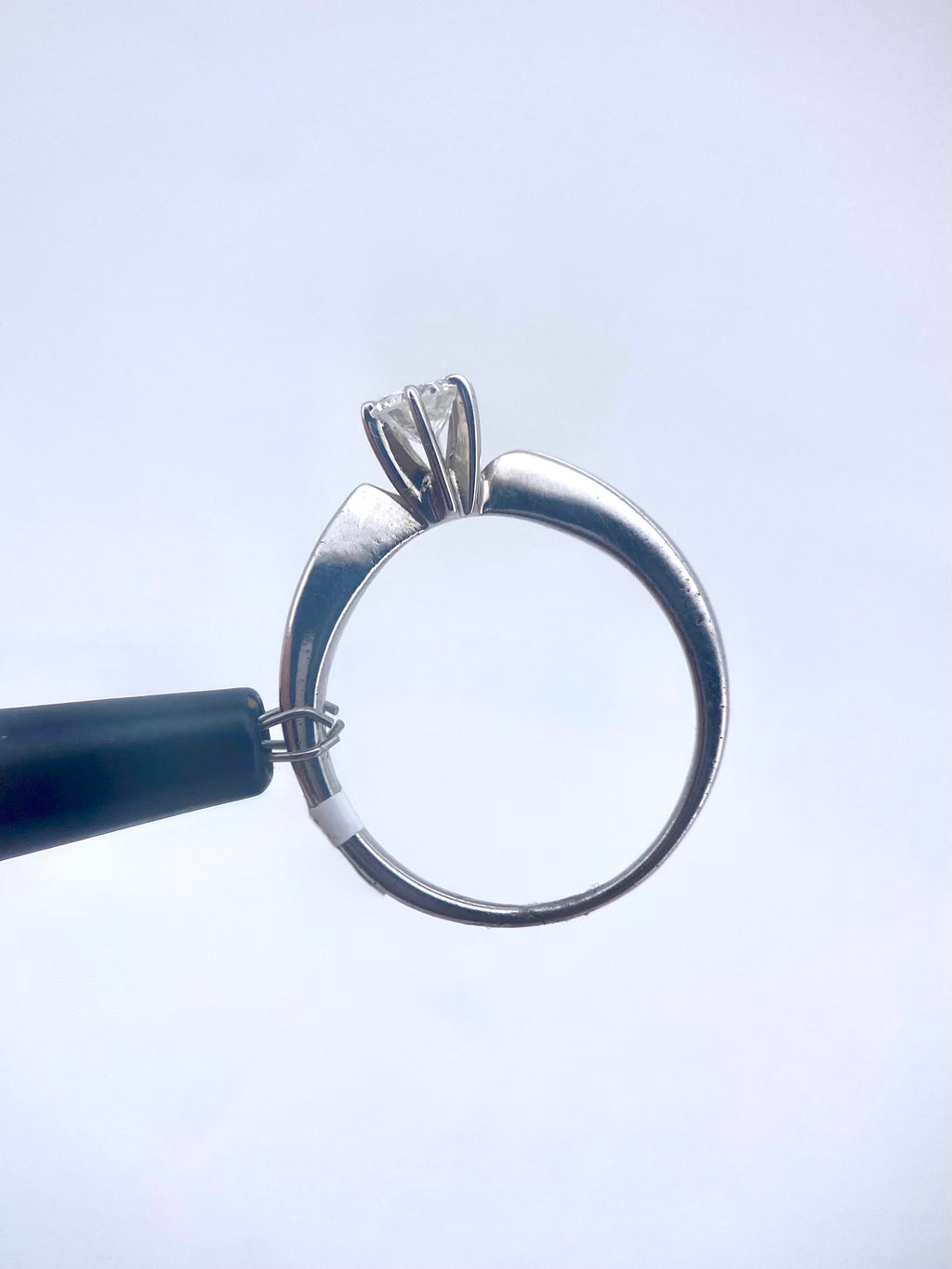 Oro Blanco 14k Redondo 0.40ct de Diamante Natural.                                                  Anillo Compromiso OF2185