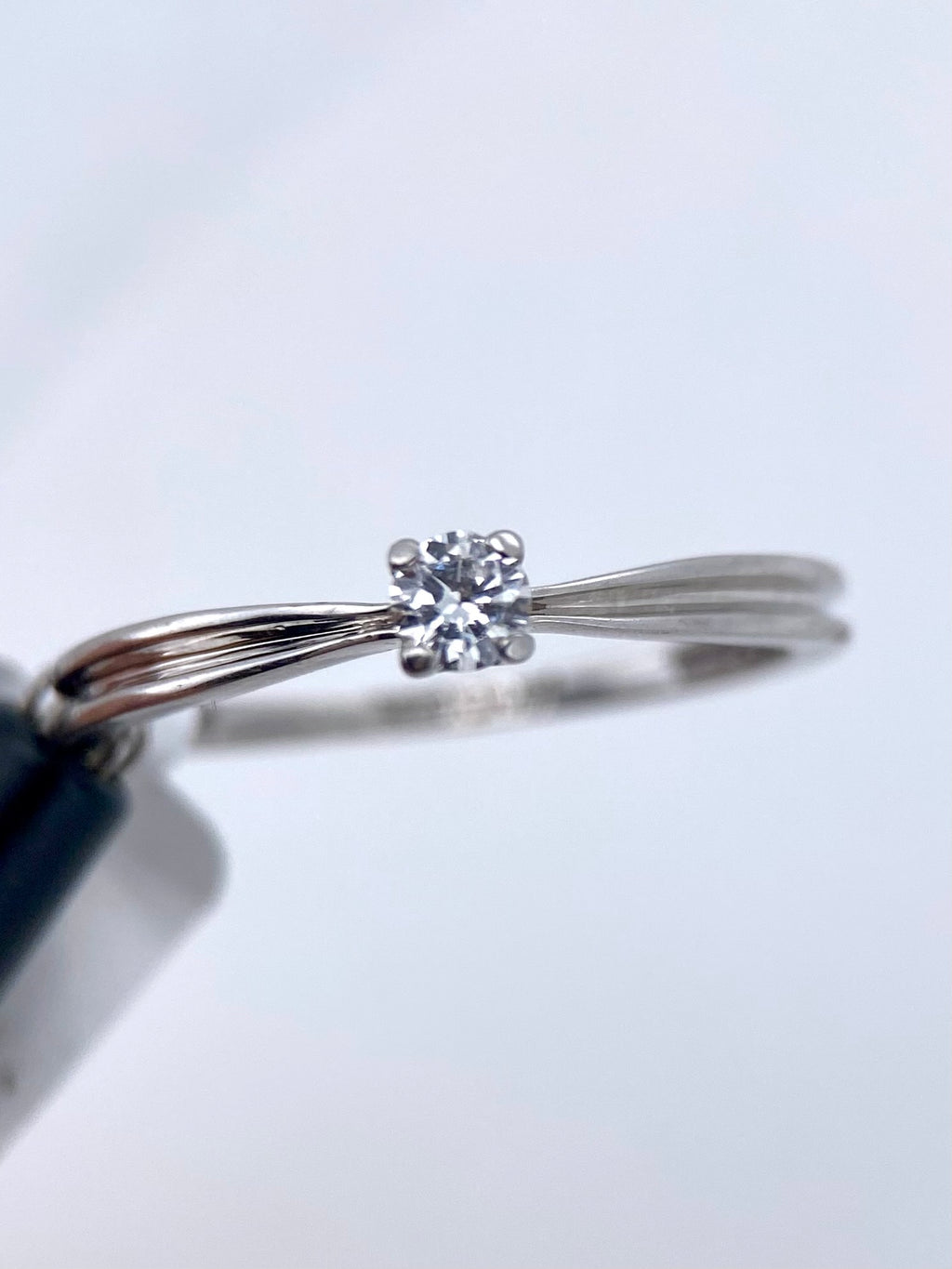 Oro Blanco 14k Redondo 0.13ct de Diamante Natural                                                  Anillo Compromiso OF1385