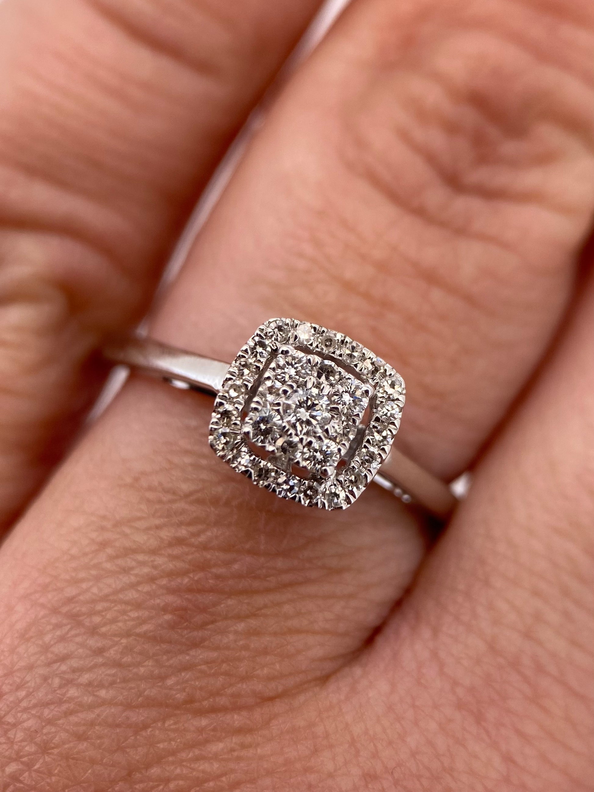 Oro Blanco 14k Princes 0.30ct de Diamantes Naturales                            Anillo Compromiso OF2293