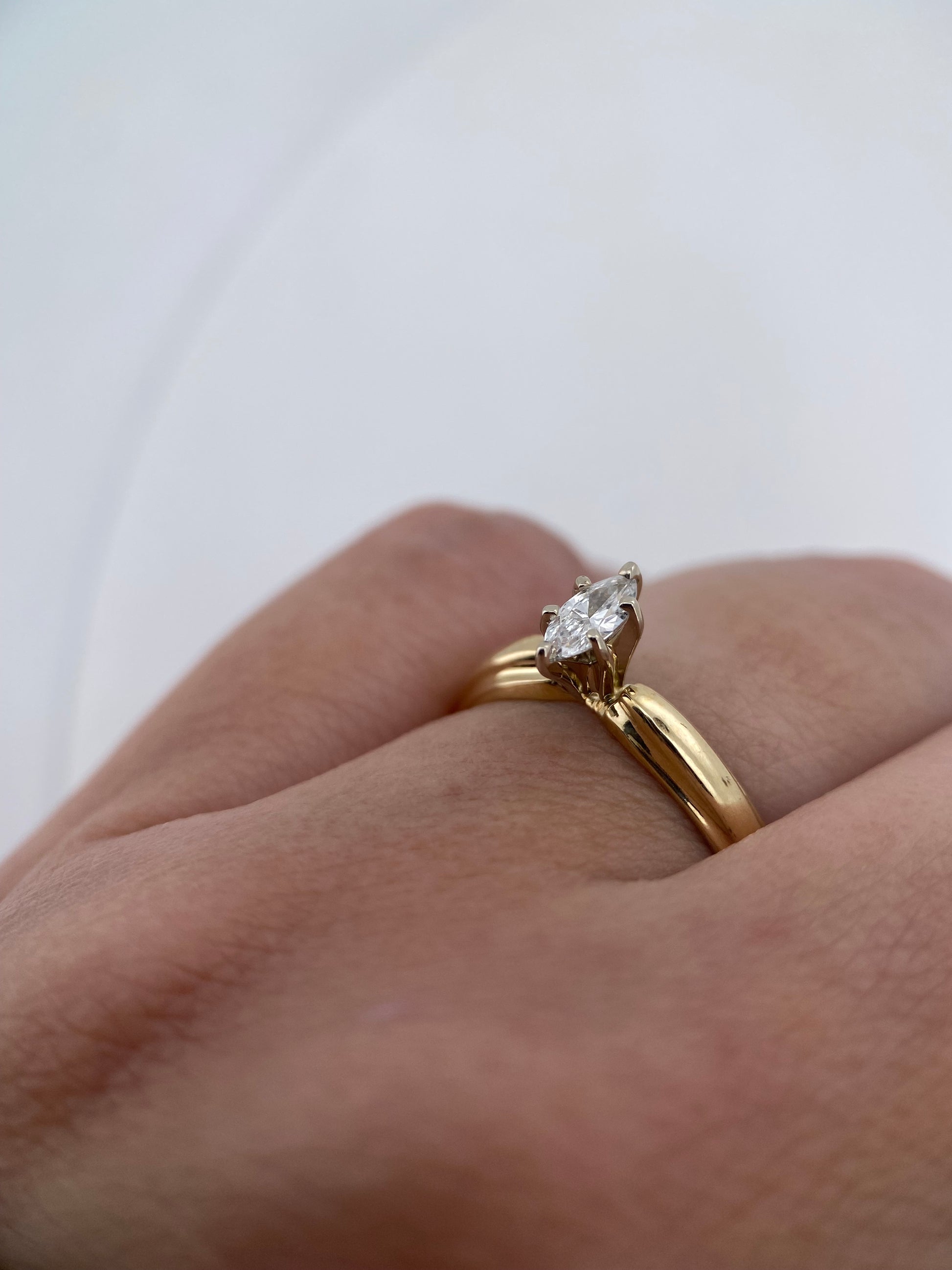 Oro Amarillo 14k Marquise 0.29ct de Diamante Natural                                               Anillo Compromiso OF2262