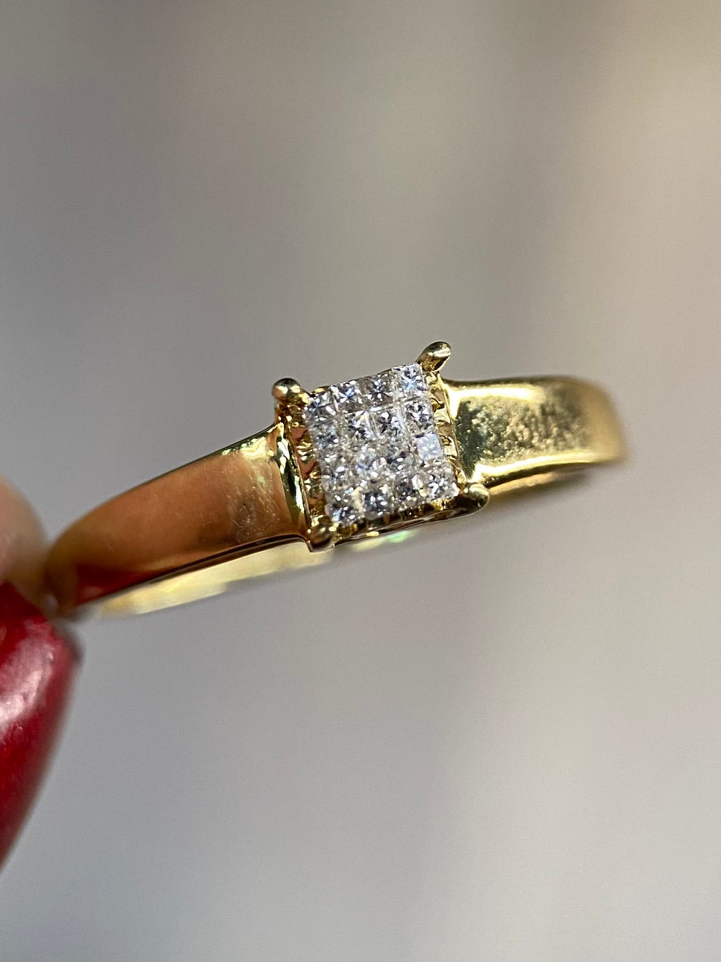 Oro Amarillo 14k Princess 0.32ct de Diamantes Naturales                            Anillo Compromiso OF2215
