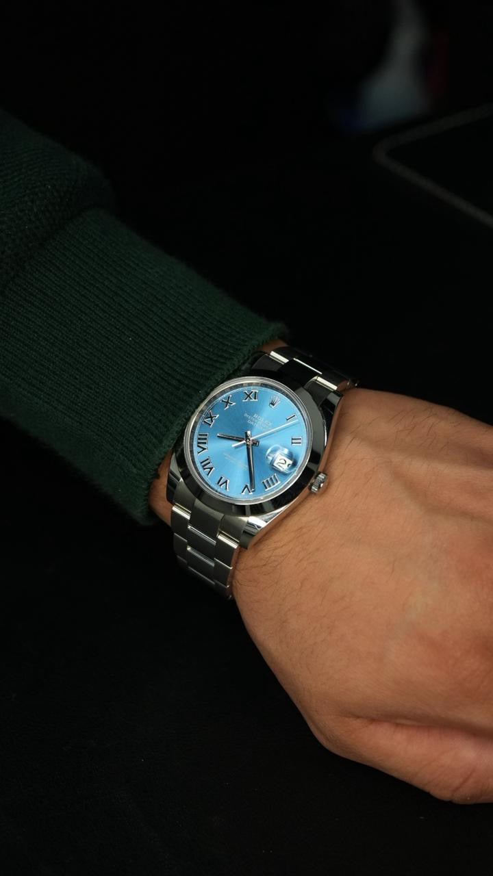 ROLEX DATEJUST 2025 41mm; Carátula Azul con números Romanos, Full Set