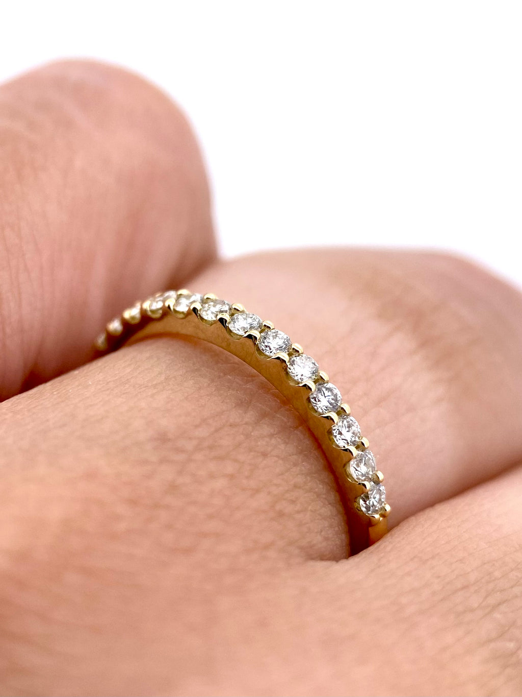 Churumbela Redonda 0.30ct Oro 14k Amarillo.            OF2347