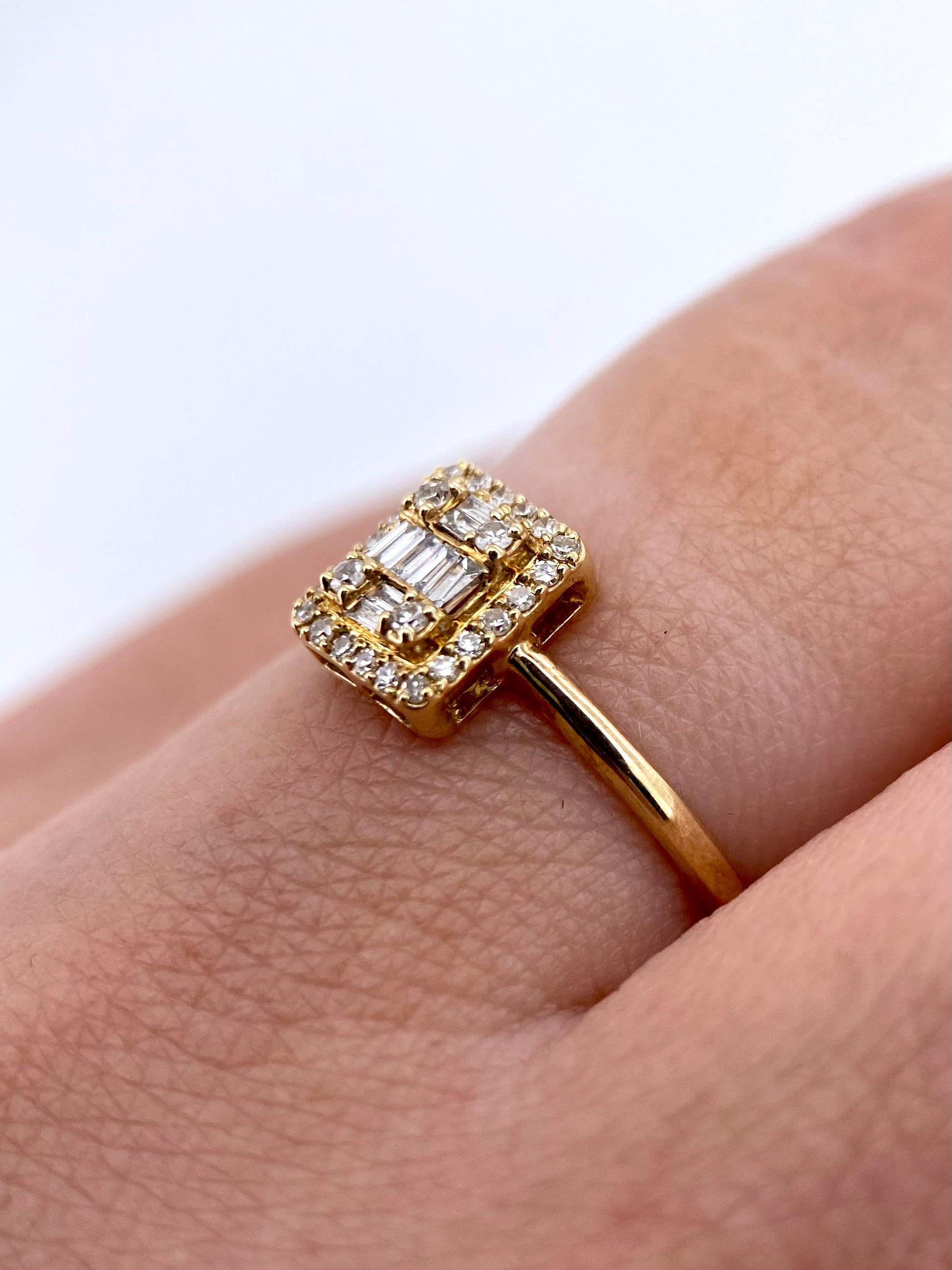 Oro Amarillo 14k Redondo 0.23ct de Diamantes Naturales                            Anillo Compromiso OF2139