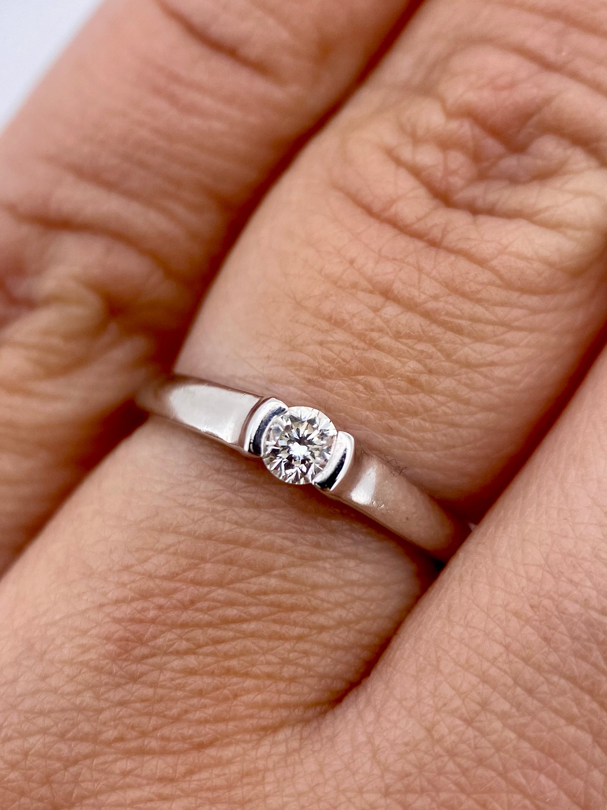 Oro Blanco 14k Redondo 0.17ct de Diamante Natural                                                  Anillo Compromiso OF2004