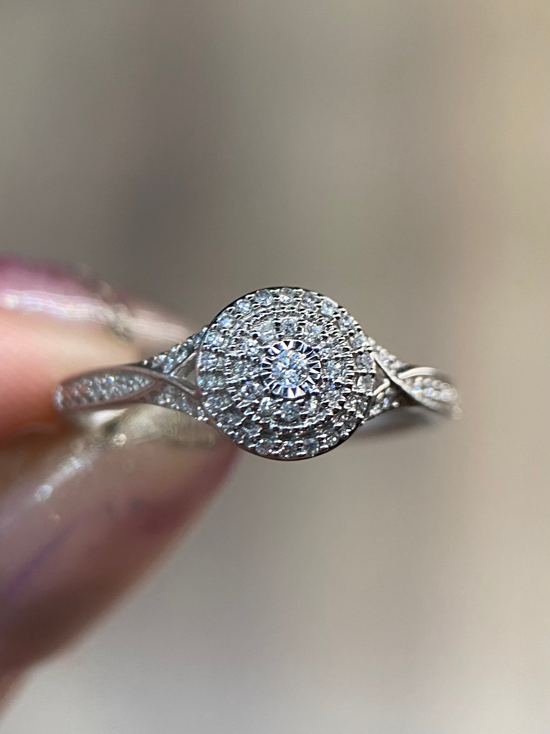 Oro Blanco 14k Redondo 0.17ct de Diamantes Naturales                            Anillo Compromiso OF1867